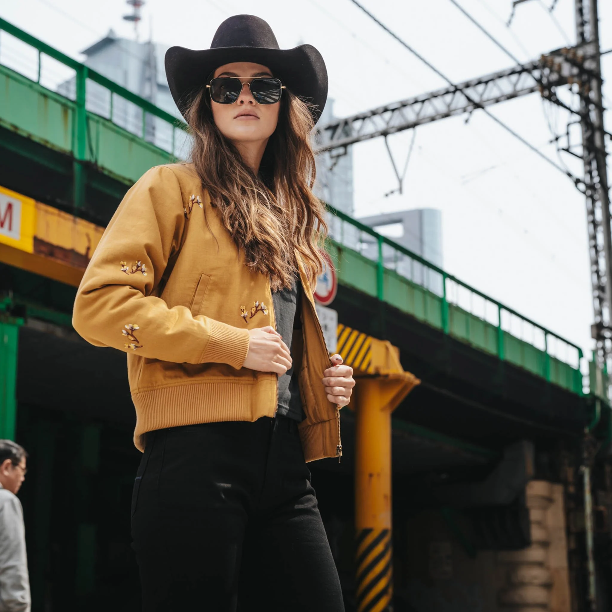 SPCG125F12A-WomensLaTierraJacket-Brown-Ls2  web.jpg