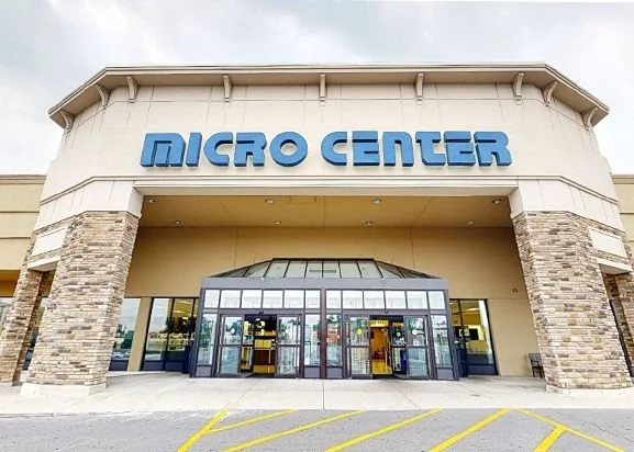 My First Trip to Micro Center: A Tech Wonderland Hiding in Plain Sight