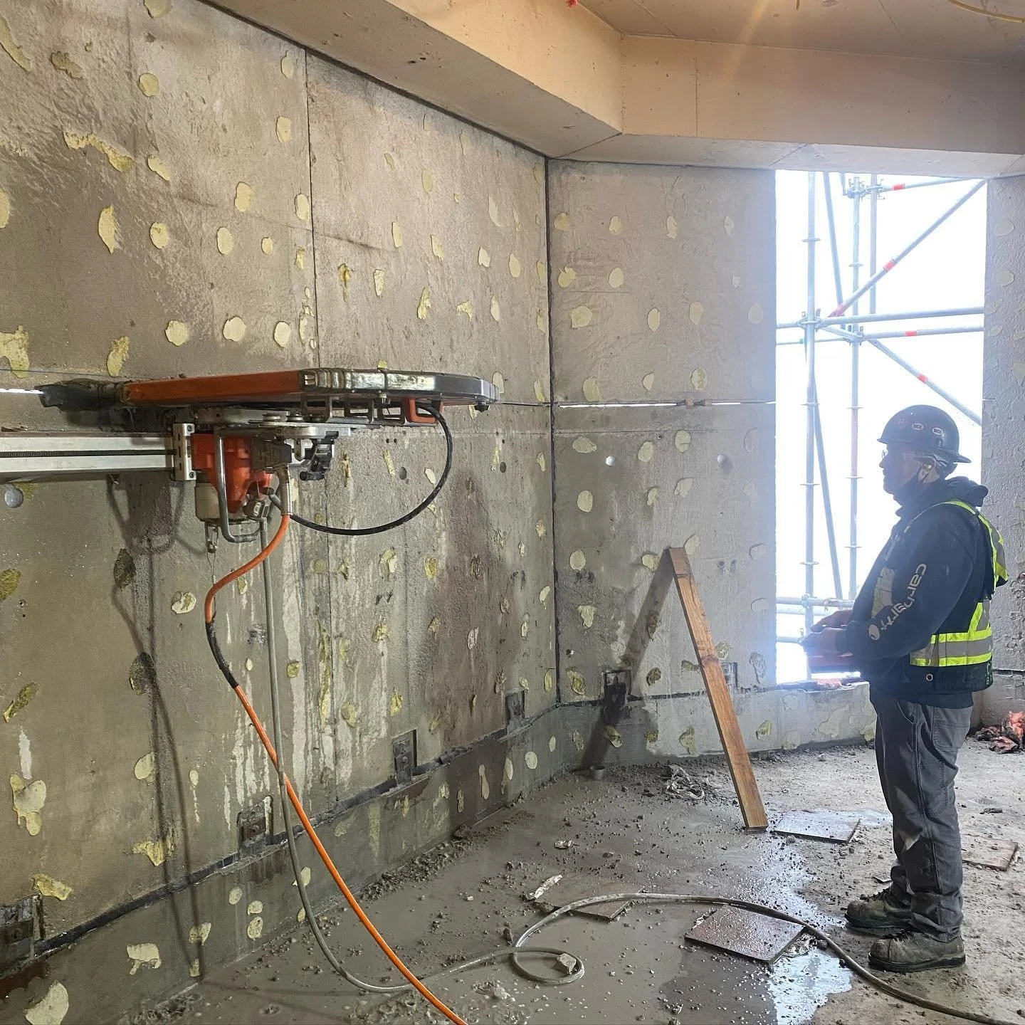 The man himself cutting out some concrete walls #demolition #demo #concrete #concreteconstruction #wallsaw #husqvarna