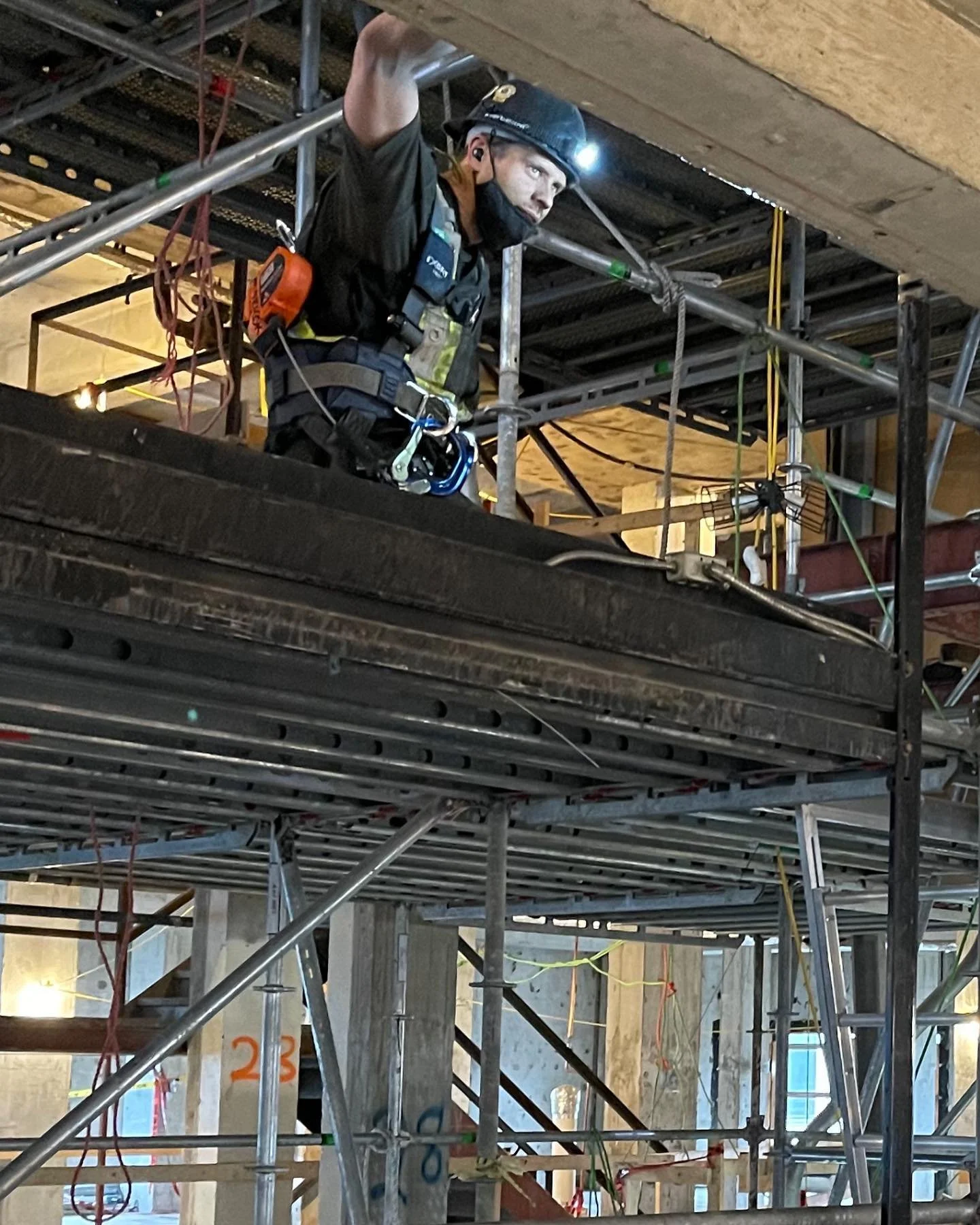 Ben looking into the new work week like&hellip; 

.

#construction #demo #demolition #scaffolding #work #motivation