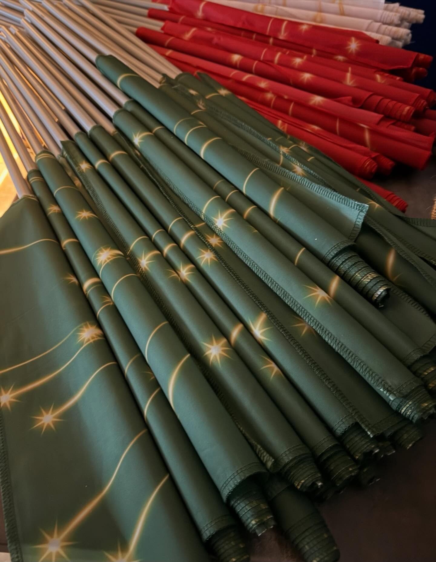 Tomteverkstaden jobbar p&aring;&hellip;! V&auml;xj&ouml; - Sluts&aring;lt ✅ Malm&ouml; - Sluts&aring;lt ✅ s&auml;kra era biljetter till kommande matcher p&aring; https://goagubbar.org/boka-resa God Jul! 🎄