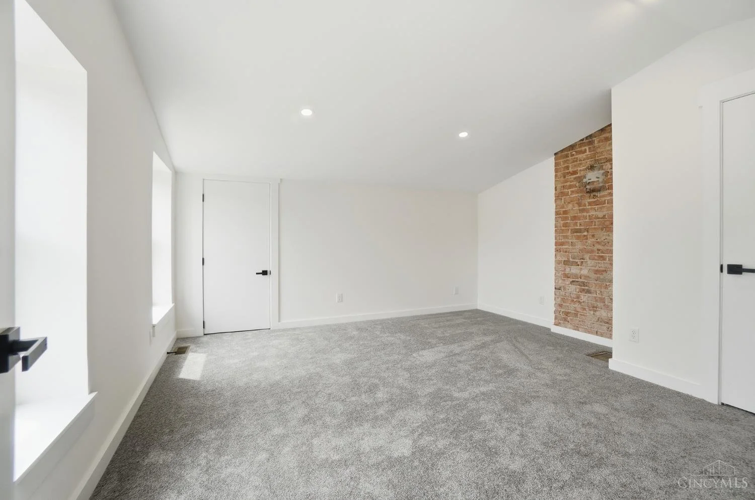 Bedroom3.jpg