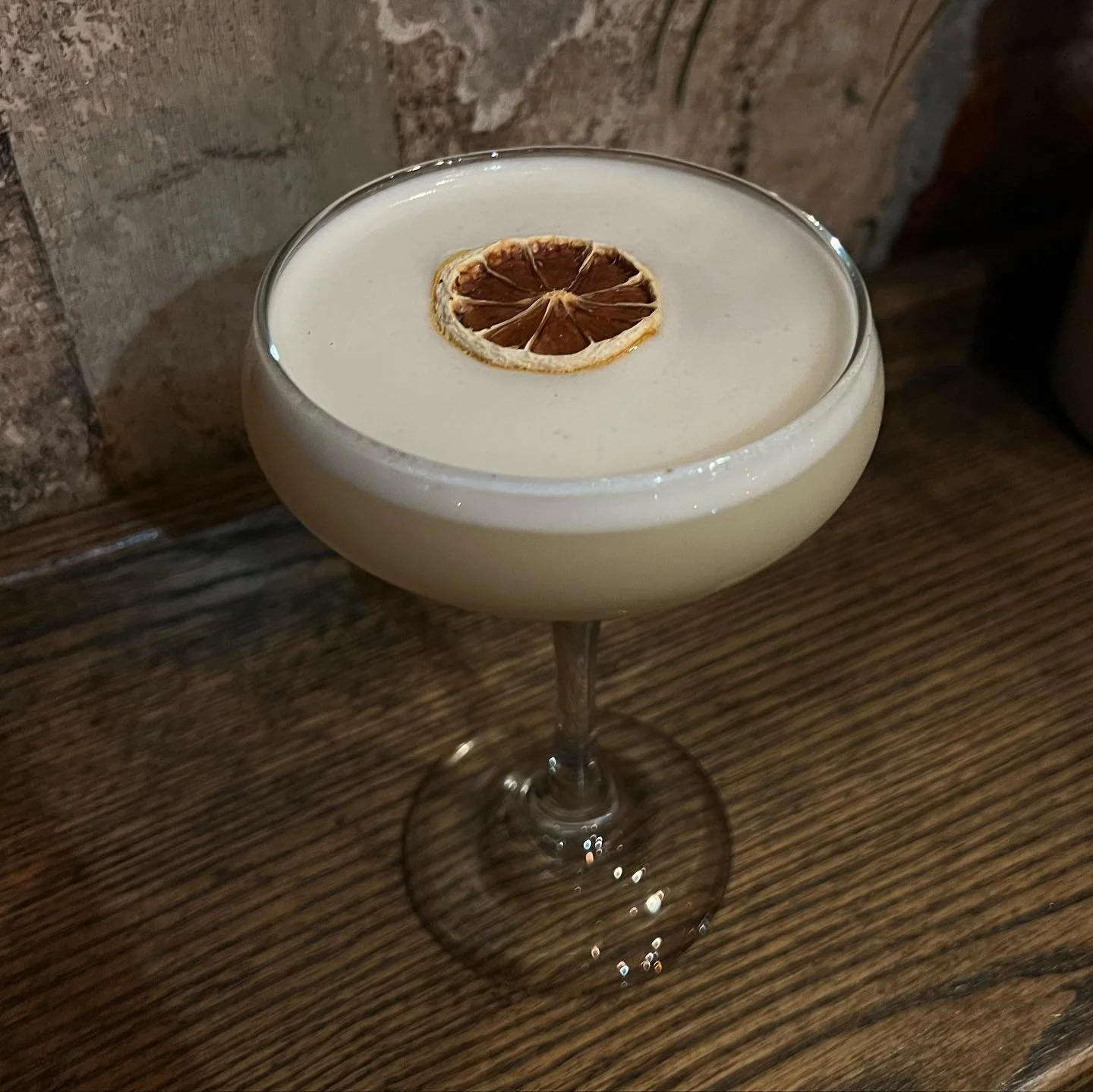 Happy Friday! We&rsquo;ve still got these awesome specials running this weekend&hellip; And we&rsquo;ve added a new sweet special cocktail! 

PineApple Bottom Jeans - vodka, house-made pineapple cider, lemon, allspice liqueur, vanilla and egg white ?