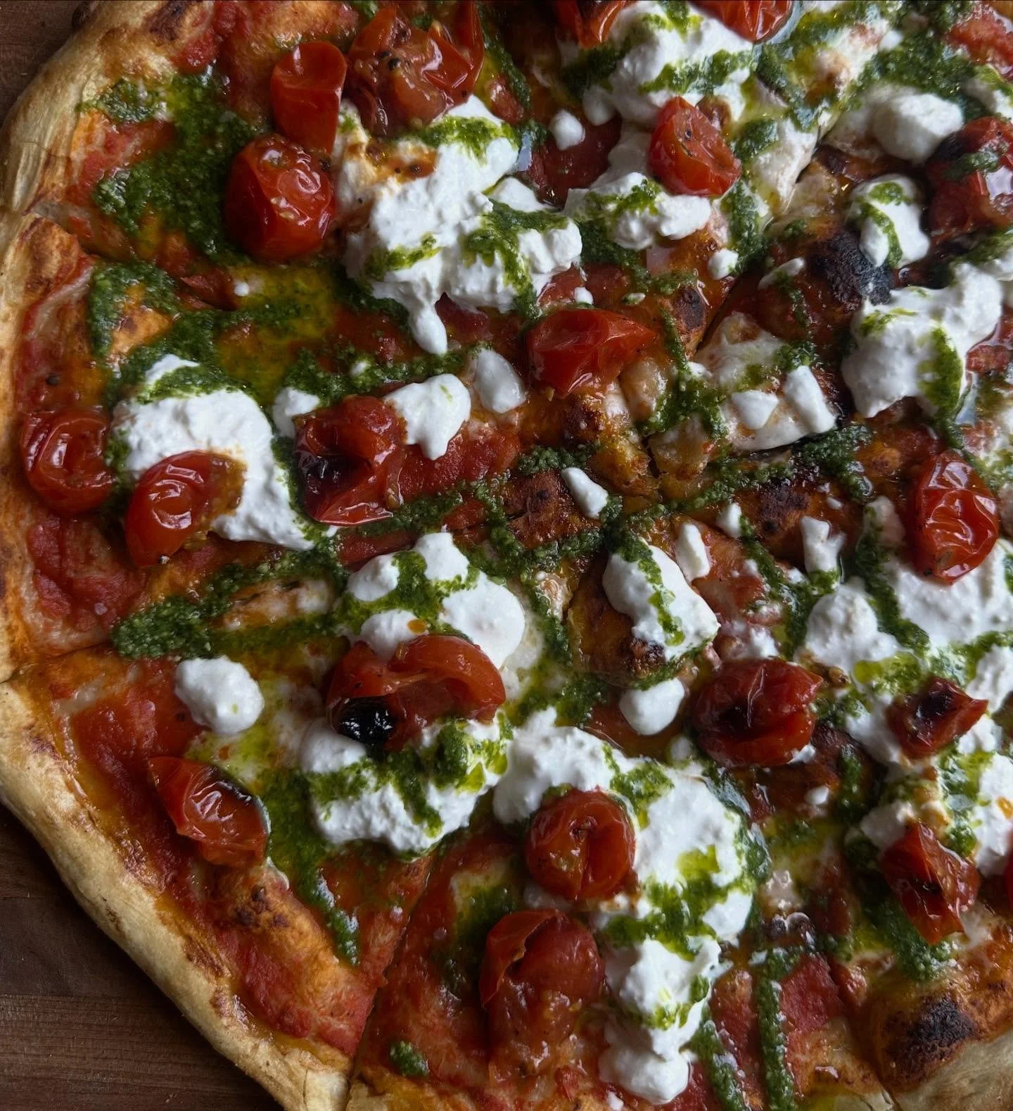 &lsquo;Tis the season for festive specials and cocktails! 🍸  Swing by to check out our new weekly specials, which includes a delicious Chocolate Candy Cane Creme Brulee&hellip; Or sip on one of our seasonal cocktails like this crowd favorite Cranber