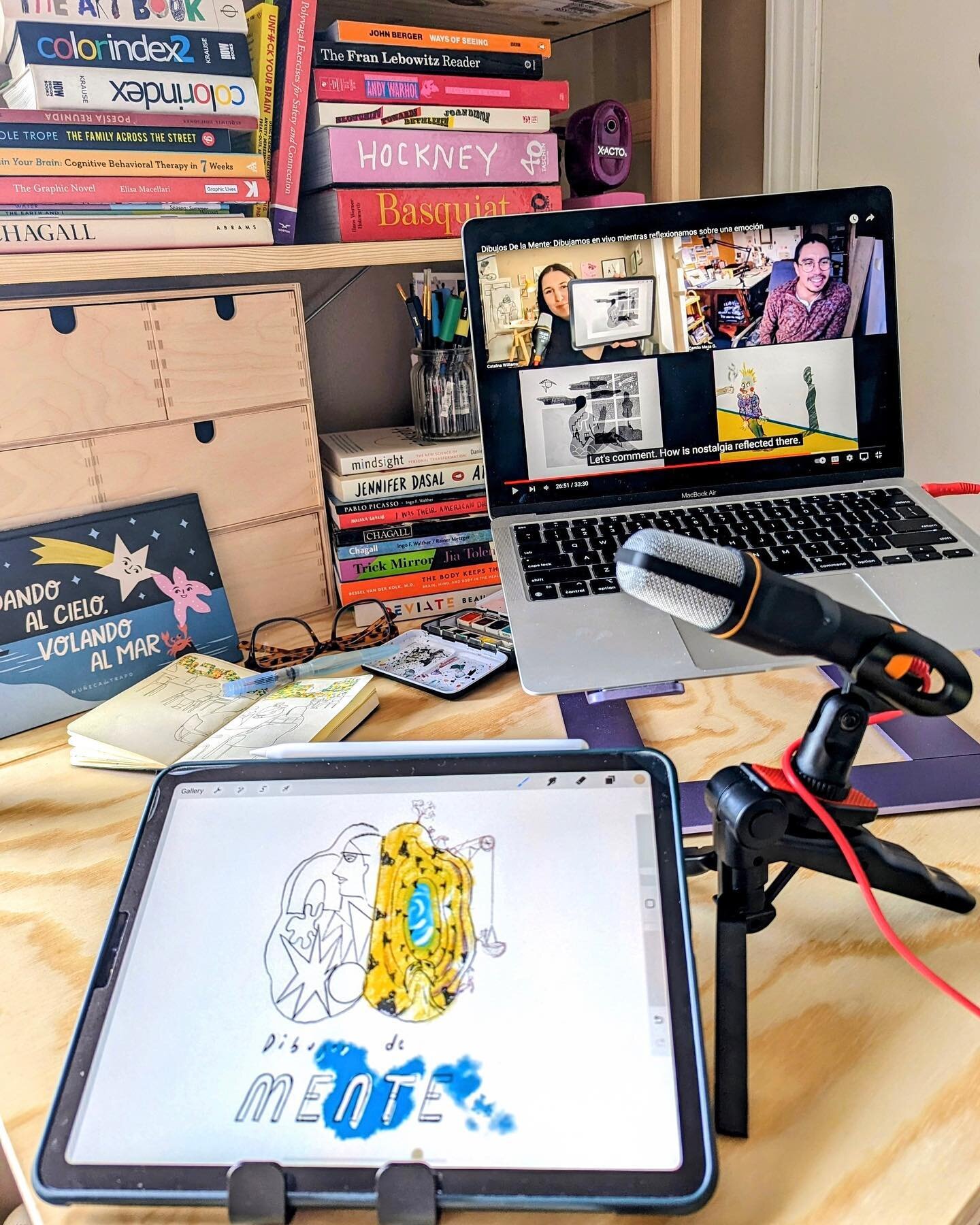 Hey there! This messy desk is the backstage for our new podcast, Mind Drawings. My friend Camilo Meza and I have decided to start recording our weekly drawing sessions in the hopes of connecting with people who are going through similar experiences a