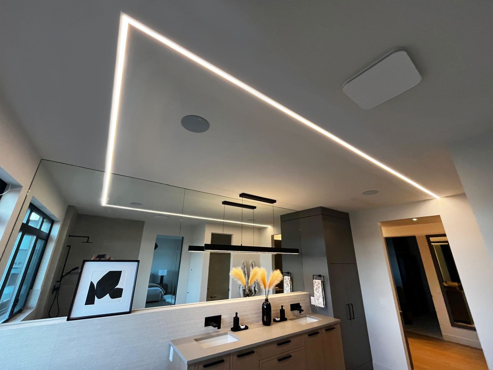 Luxury Residential
Private Residence - Calgary