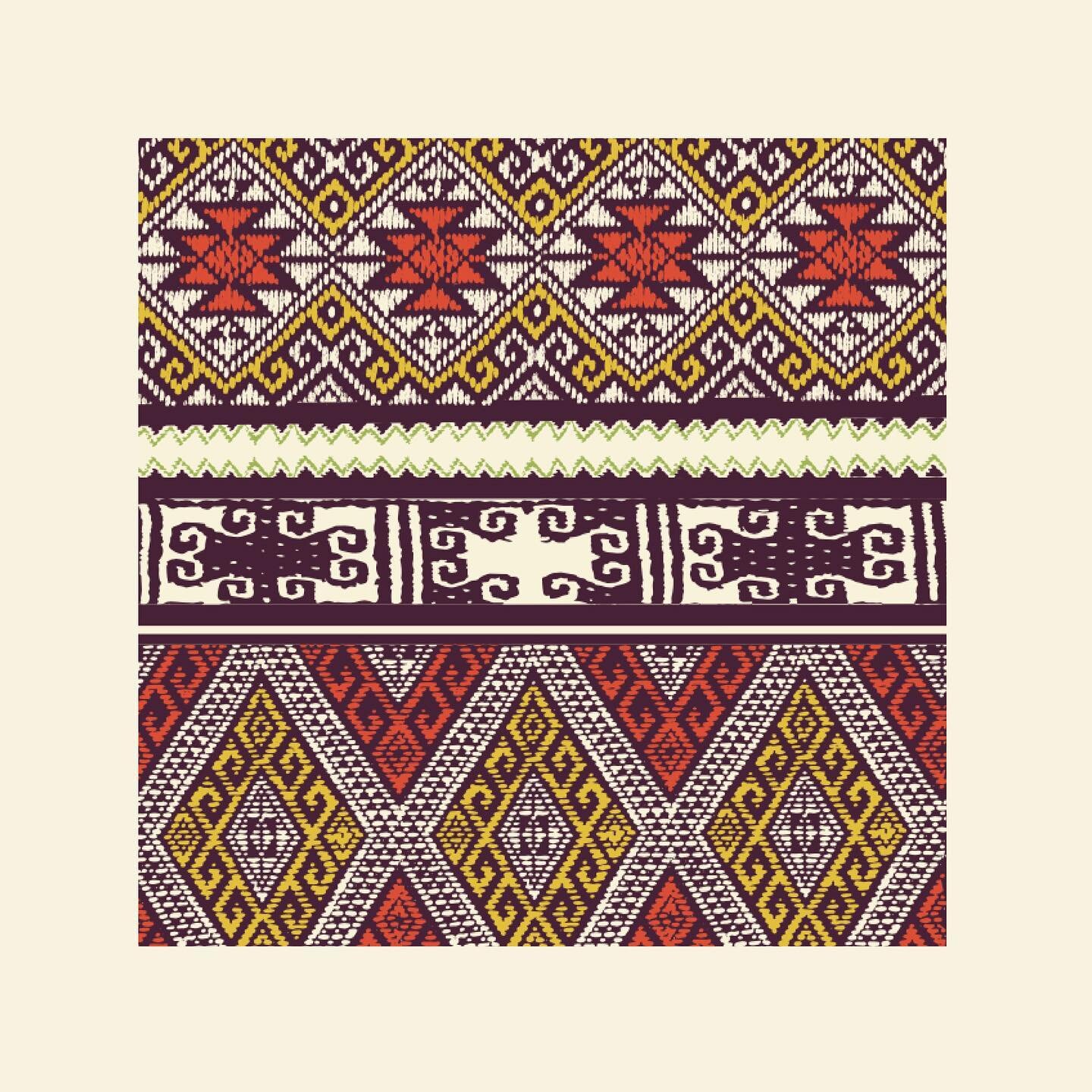 Patterns inspired by ancient Andean textiles woven into modern design 
&bull;
&bull;
&bull;
#patterndesign #peruviandesign #branding #brandpackaging #restaurantdesign #takeout