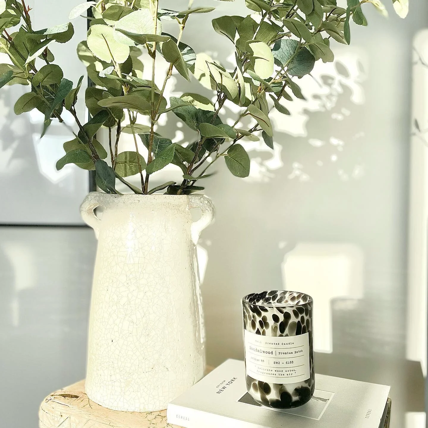 One of my favourite parts of the interior design process - styling! 😍 I love sourcing unique pieces for the home to suit my clients individual personalities and styles. You really don&rsquo;t have to spend a fortune on accessorising your home. Here 