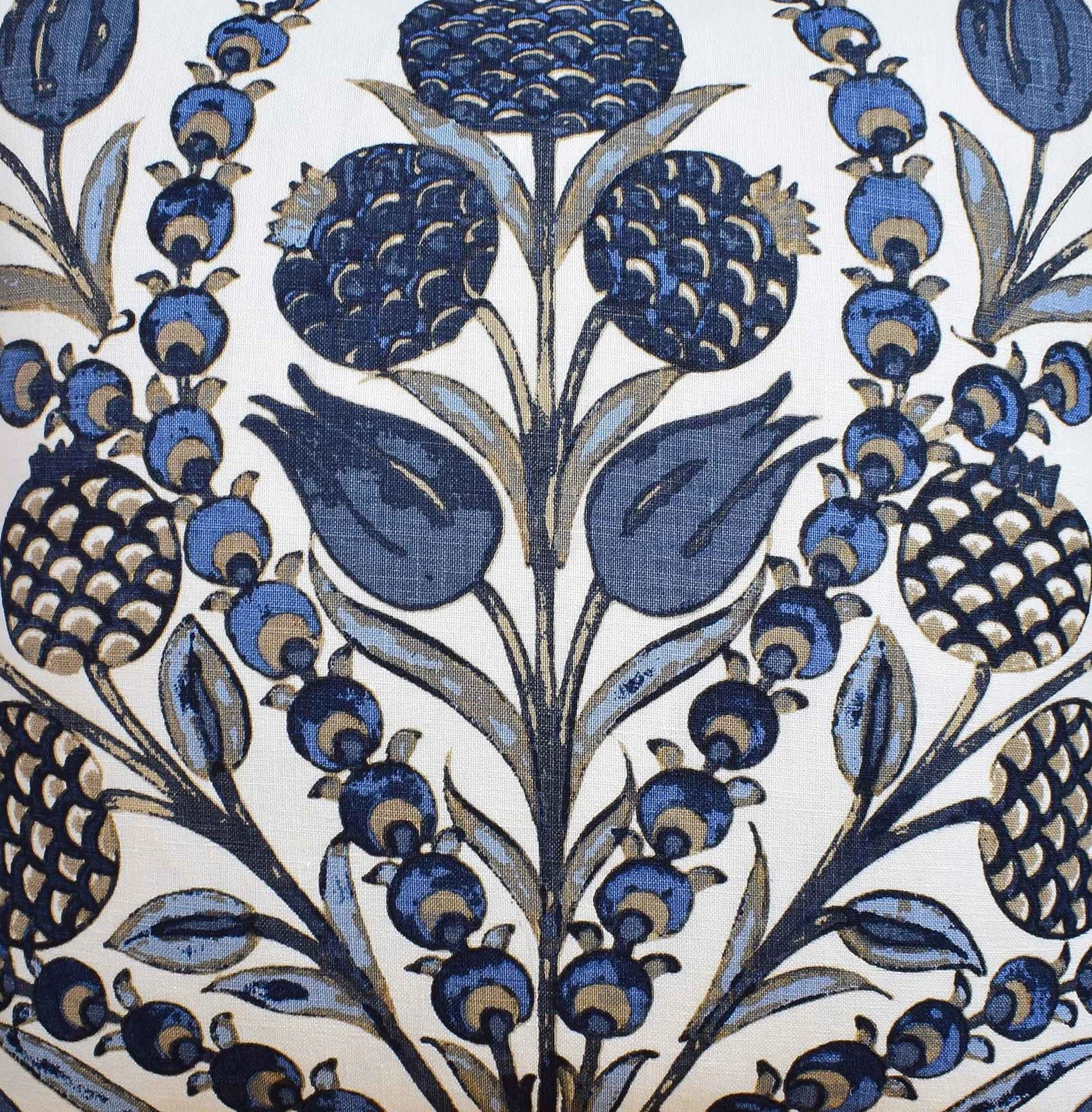 133-5819 Cornelia-Navy fabric.jpg