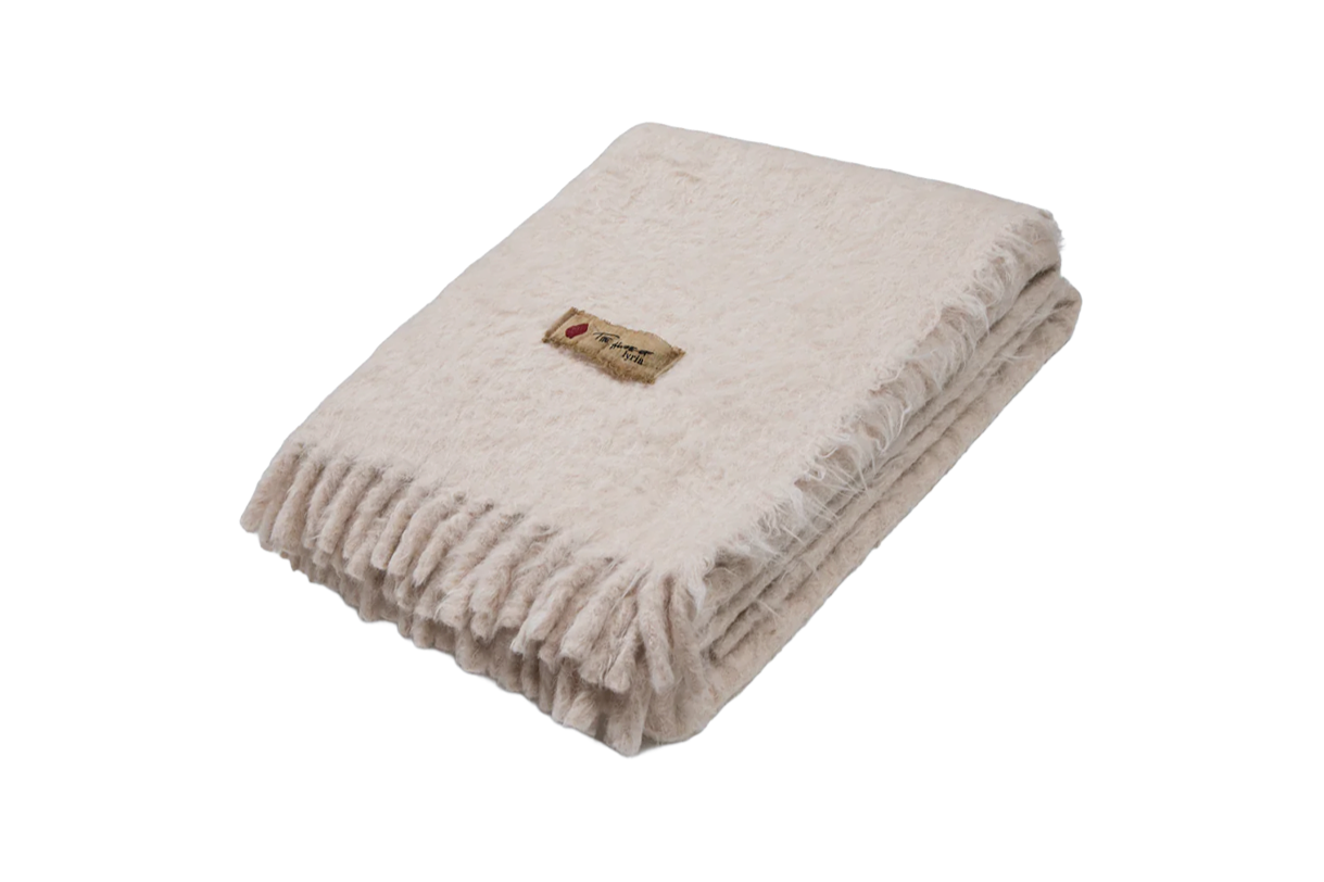 Moonlight+Alpaca+Throw+Blanket.png