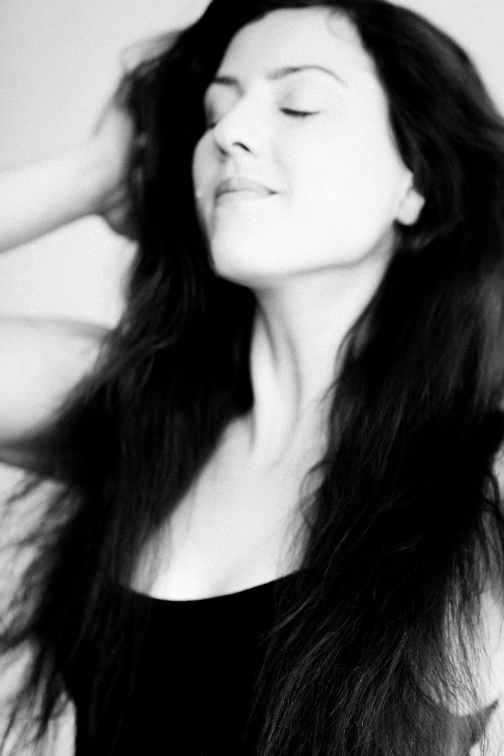 black and white boudoir portraits