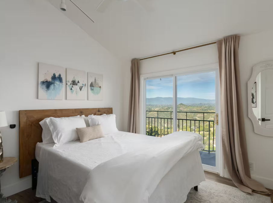 Bedroom B.png
