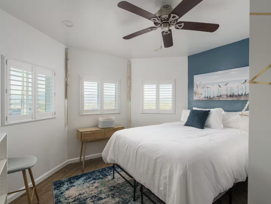 Bedroom E.png