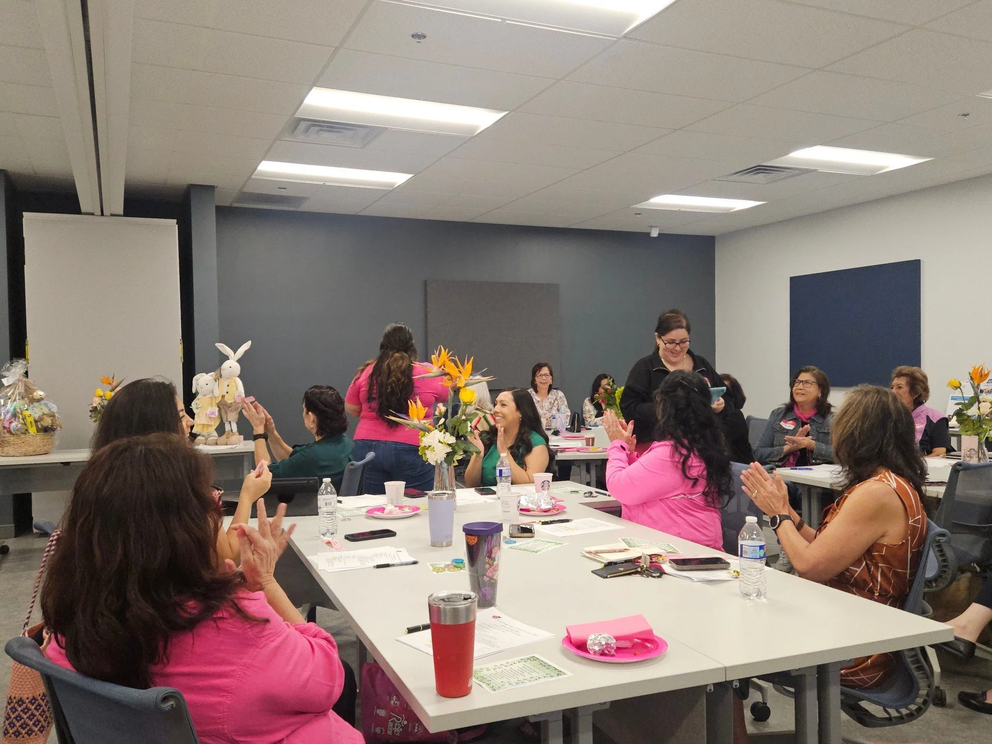 The League of Mexican American Women came together for another productive and meaningful meeting! 🌸

In celebration of spring, our Sunshine Committee shared beautiful flowers from their gardens, adding a warm and personal touch to our gathering.

Me