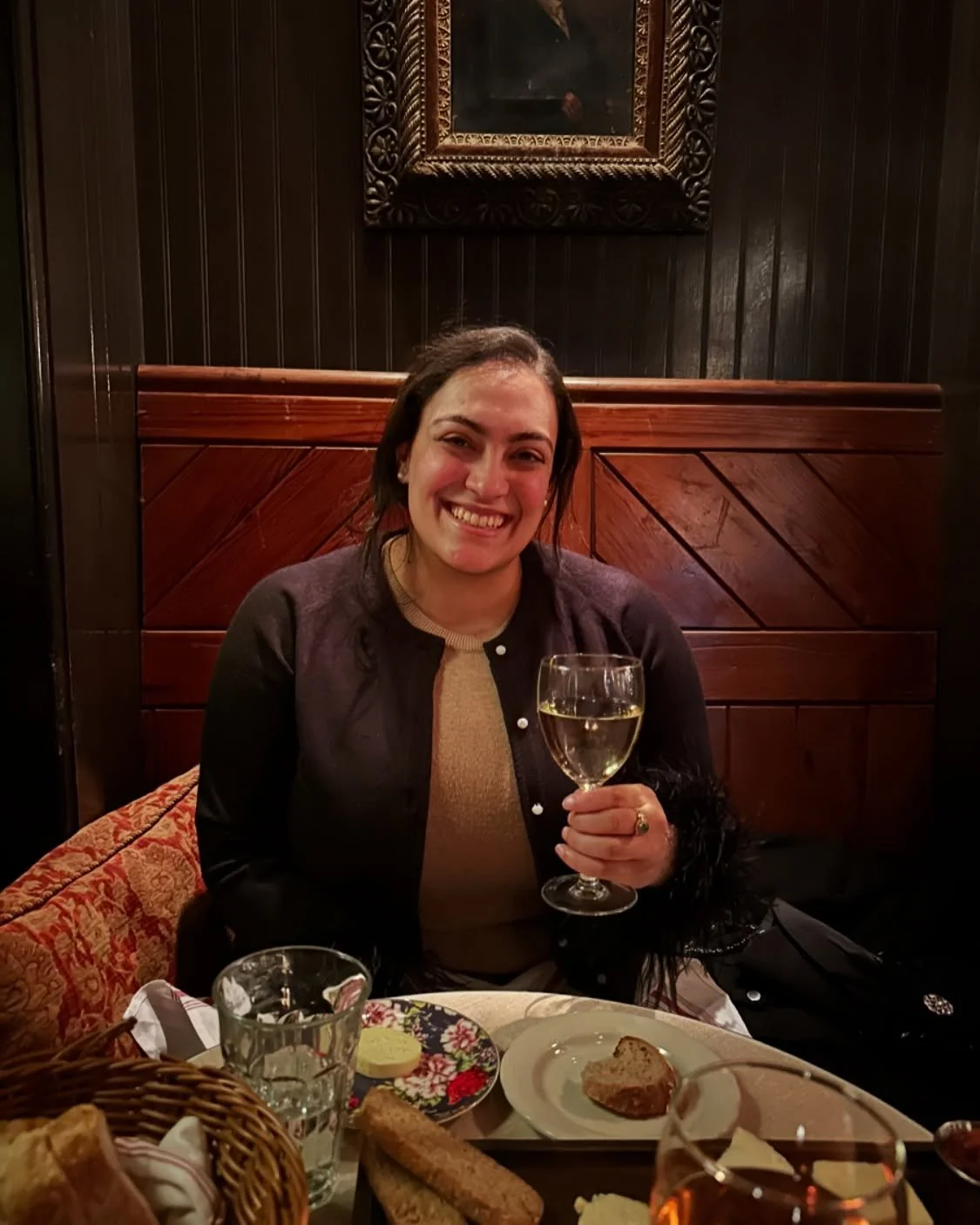 Hi friends &ndash; so glad you&rsquo;re here!

I wanted to take a moment to say welcome to all the new faces around here. I&rsquo;m Ana &ndash; a vintage lover, event planner, and photographer who&rsquo;s always down for a good thrift find, a great c