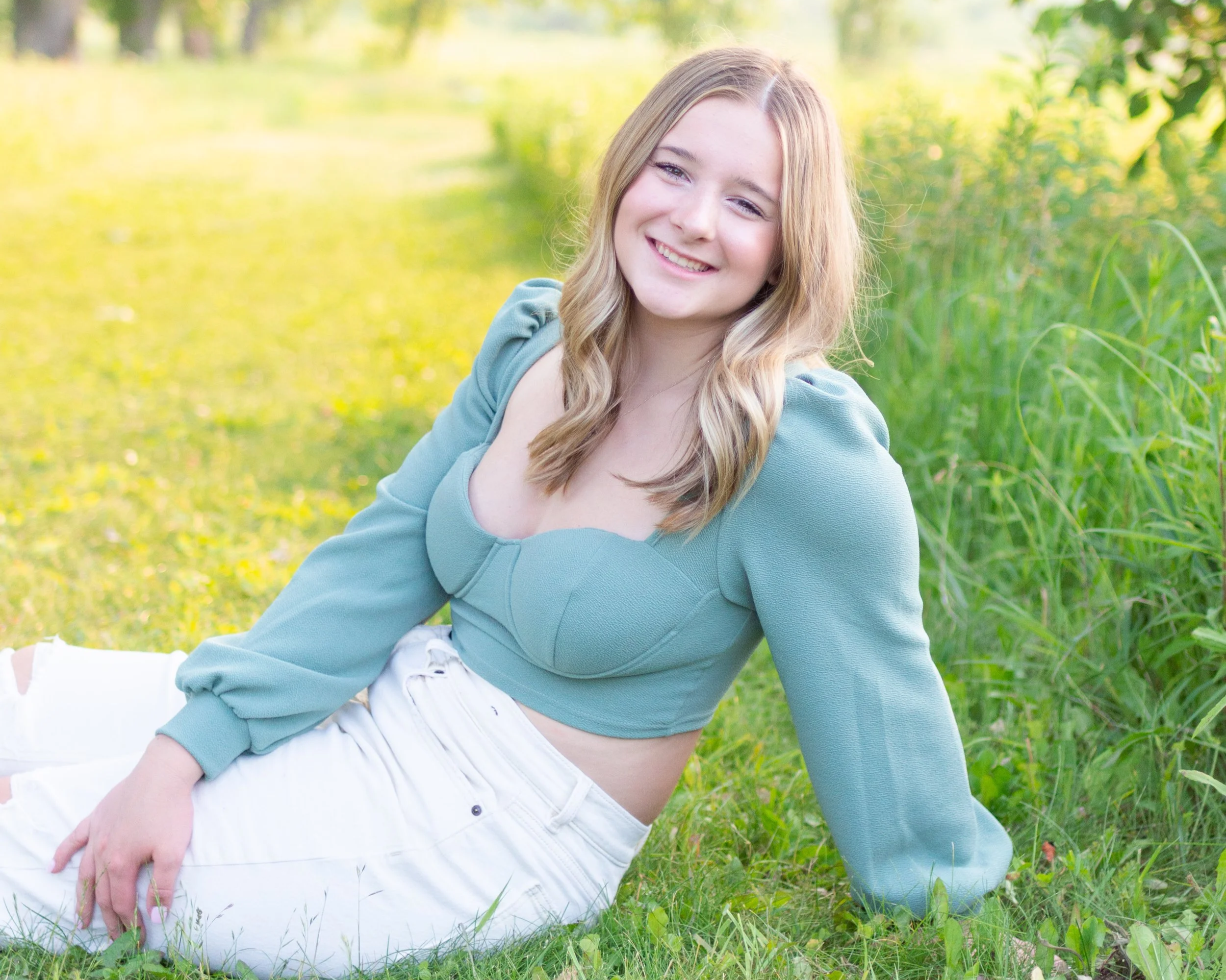 The Ultimate Guide to Senior Photos in Lincoln &amp; Omaha, Nebraska