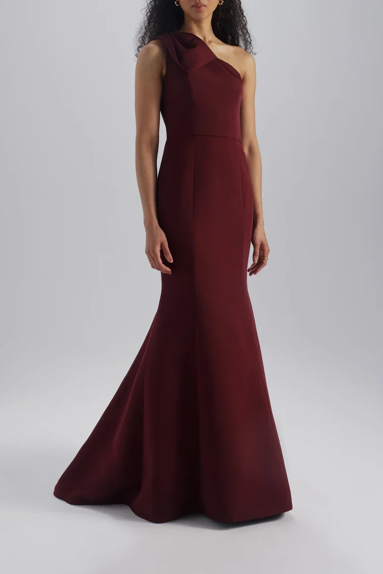 Amsale_Bridesmaids_SIERRA_GB199A_Faille_One-Shouldered_BowDetail_Fit-to-Flare_Side_750x.webp