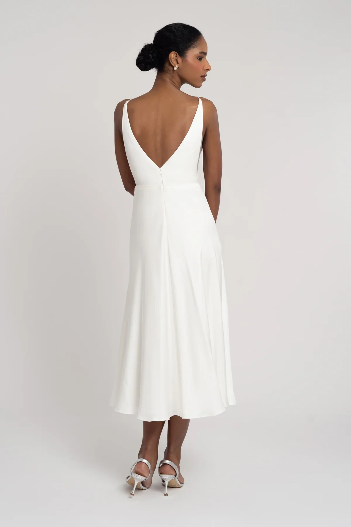 Caroline_FW23_LWD_ECOMM_5607_2_Edited_2400x3600_3005d19e-a803-479a-9d7b-41843107f055.webp