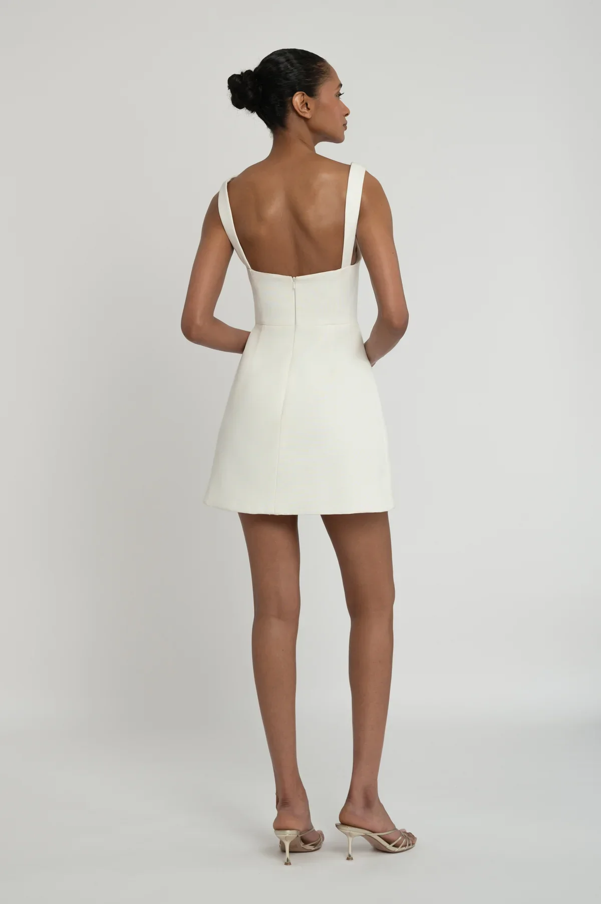 SS25_LWD_Camile_ECOMM_50380_2_Edited_2400x3600_e13a8502-e8a6-47f1-a893-2e9ce16c7d2e.webp