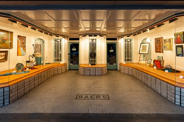 Aloft Gallery Sitting