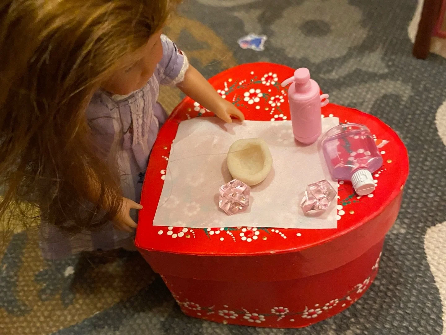 Some of our favorite little repeat customers set up a Paint your Own pottery shop for their Barbie&rsquo;s - isn&rsquo;t it the sweetest. 

#rosespotterystudio #washburnwi #communitypotterystudio