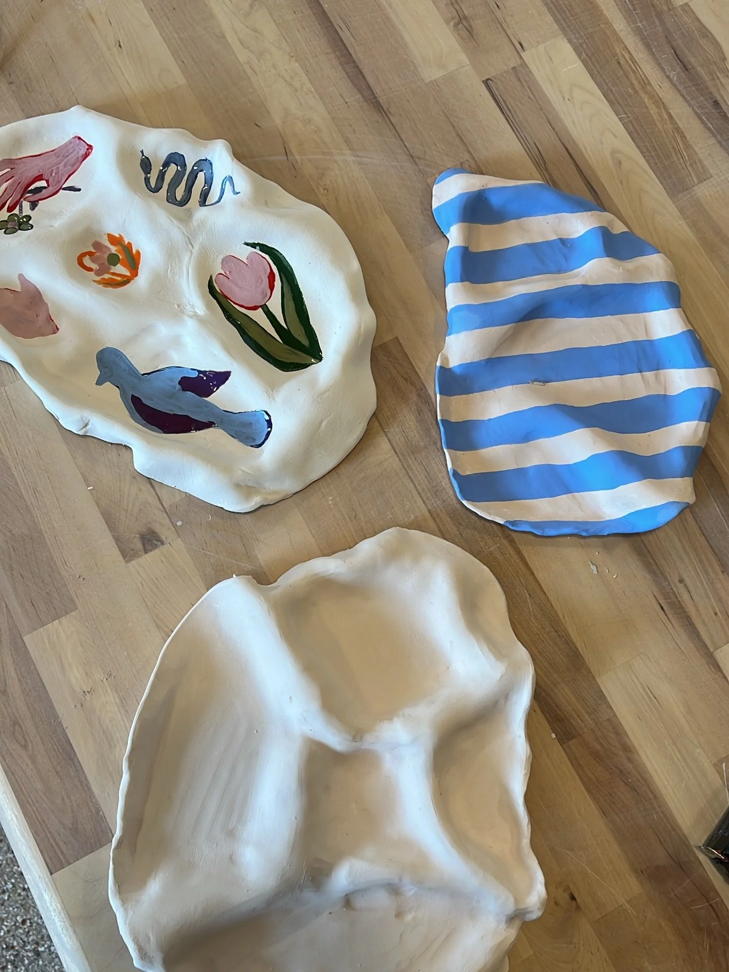 Getting excited for our Feb. 6th workshop! 

Folks will be able to make an organically shaped snack tray; or if you&rsquo;d prefer &mdash; jewelry tray or paint palette ! 

My examples haven&rsquo;t gone through the glaze firing yet; but folks will s