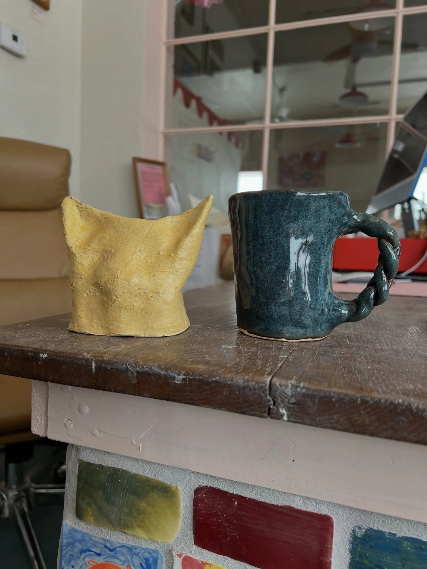 Some recent cuties from workshops/throwing lessons/open studio time! And you can tell everyone has a favorite blue glaze in the studio 💙

#rosespotterystudio #washburnwi #communitypotterystudio