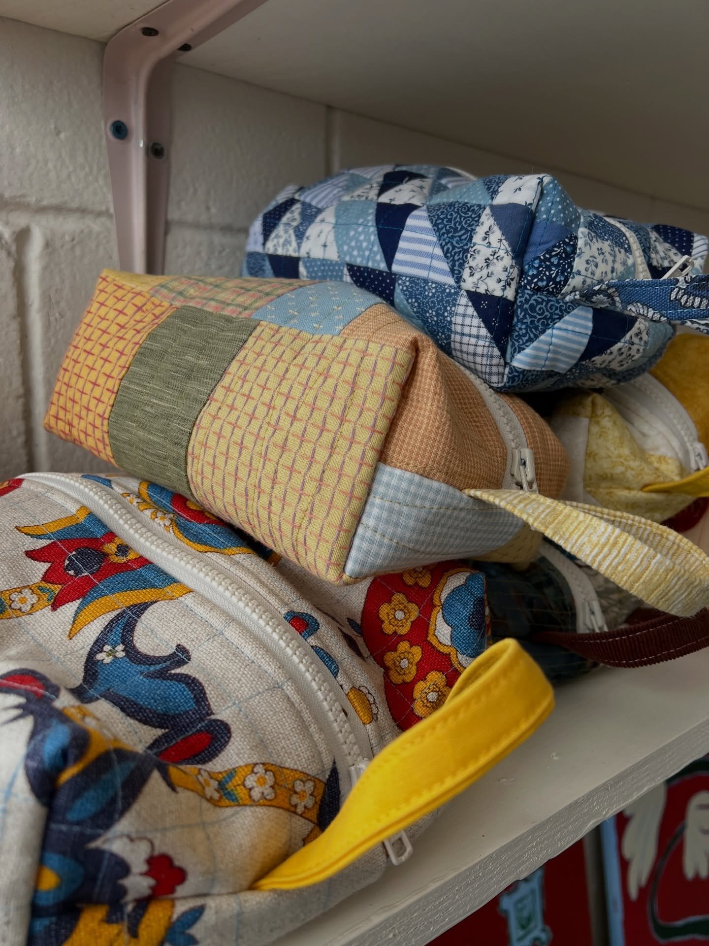 Despite the epic snow storm we are feeling spring in the gallery 🌷open 12-6 Saturdays and 12-4 Sundays! 

#rosespotterystudio #washburnwi #communitypotterystudio