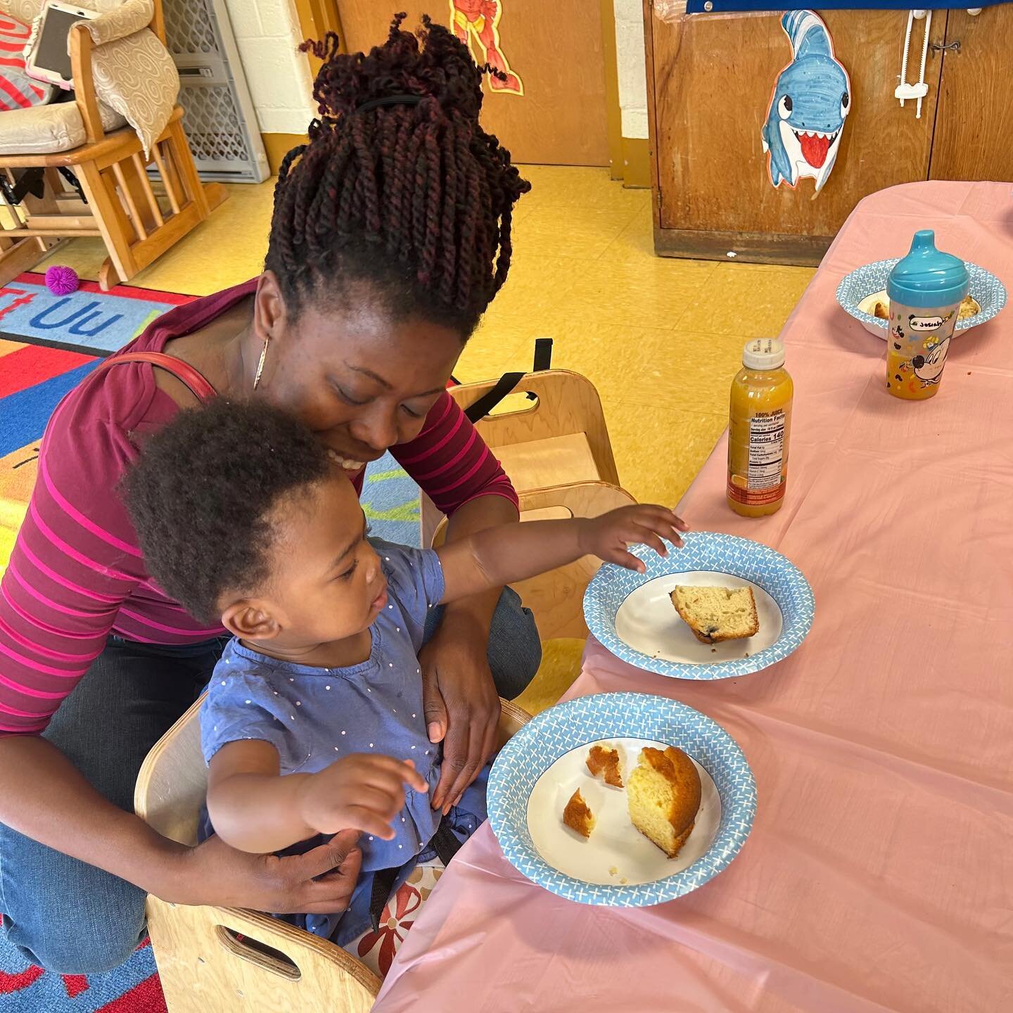 We couldn't be more thrilled with the heartwarming atmosphere that filled the air as moms and their little ones came together to celebrate the upcoming Mother's Day at our Muffins with Moms event. 

Muffins with Moms was an extraordinary morning wher