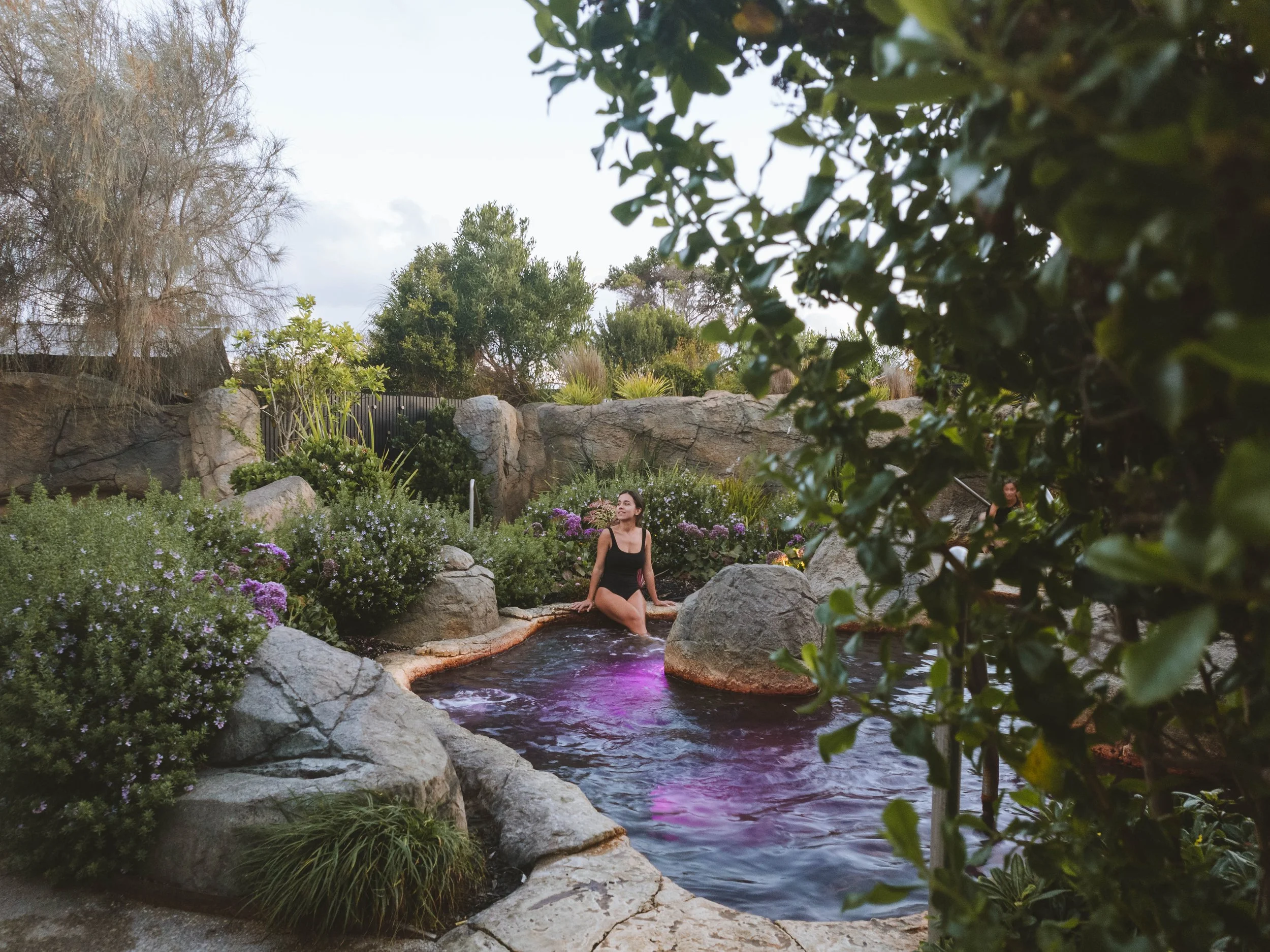 Deep Blue Hot Springs — Bathing Australia