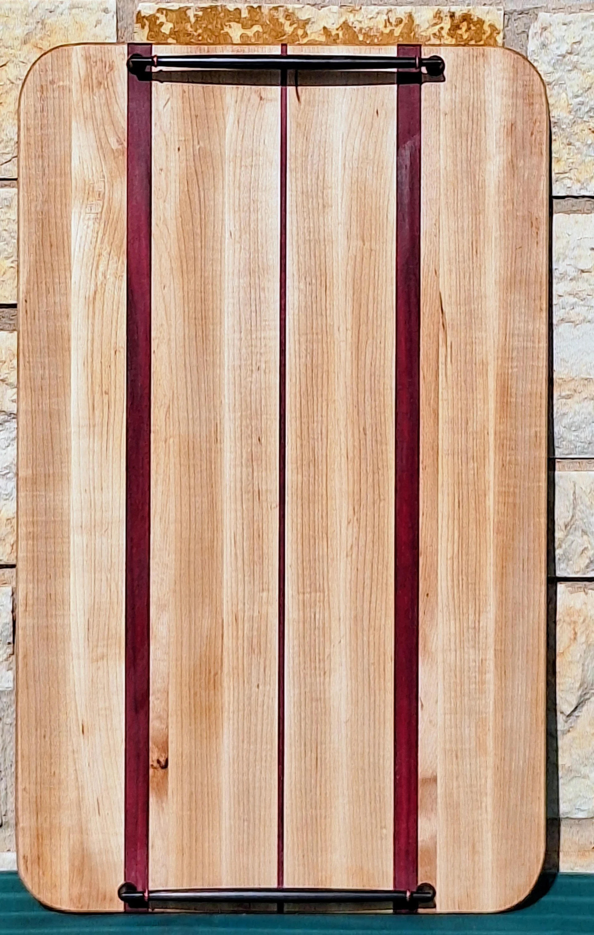 maplestripe.jpg