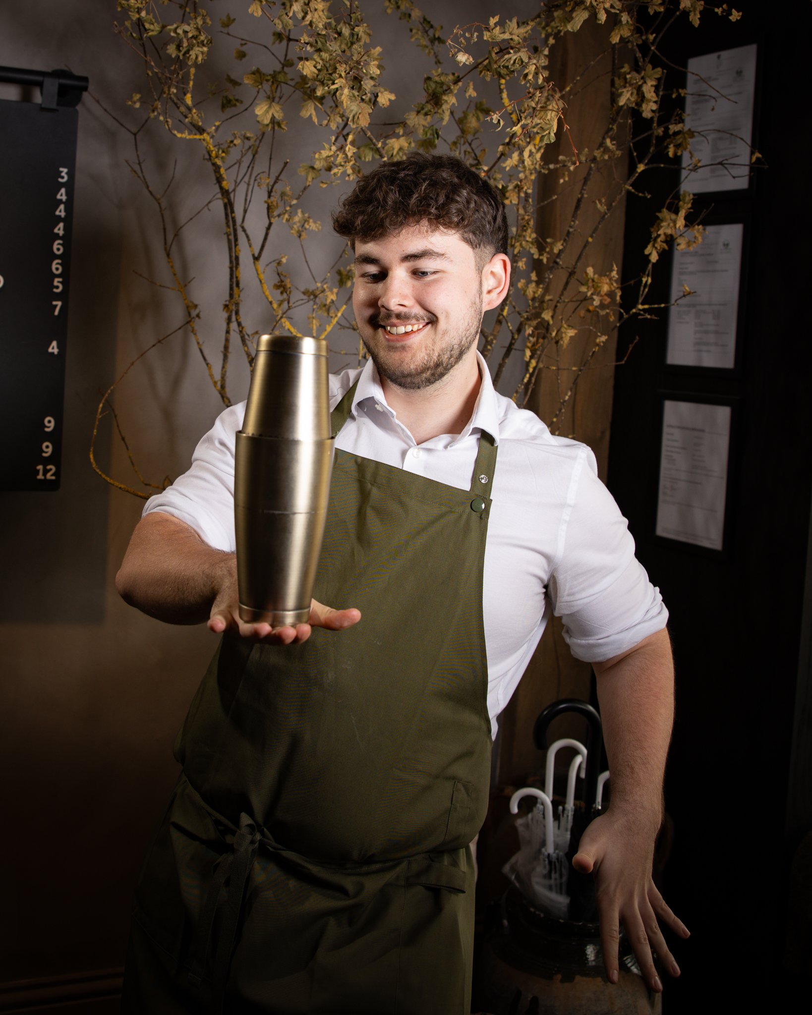 Portraits of the team-08 copy.jpg