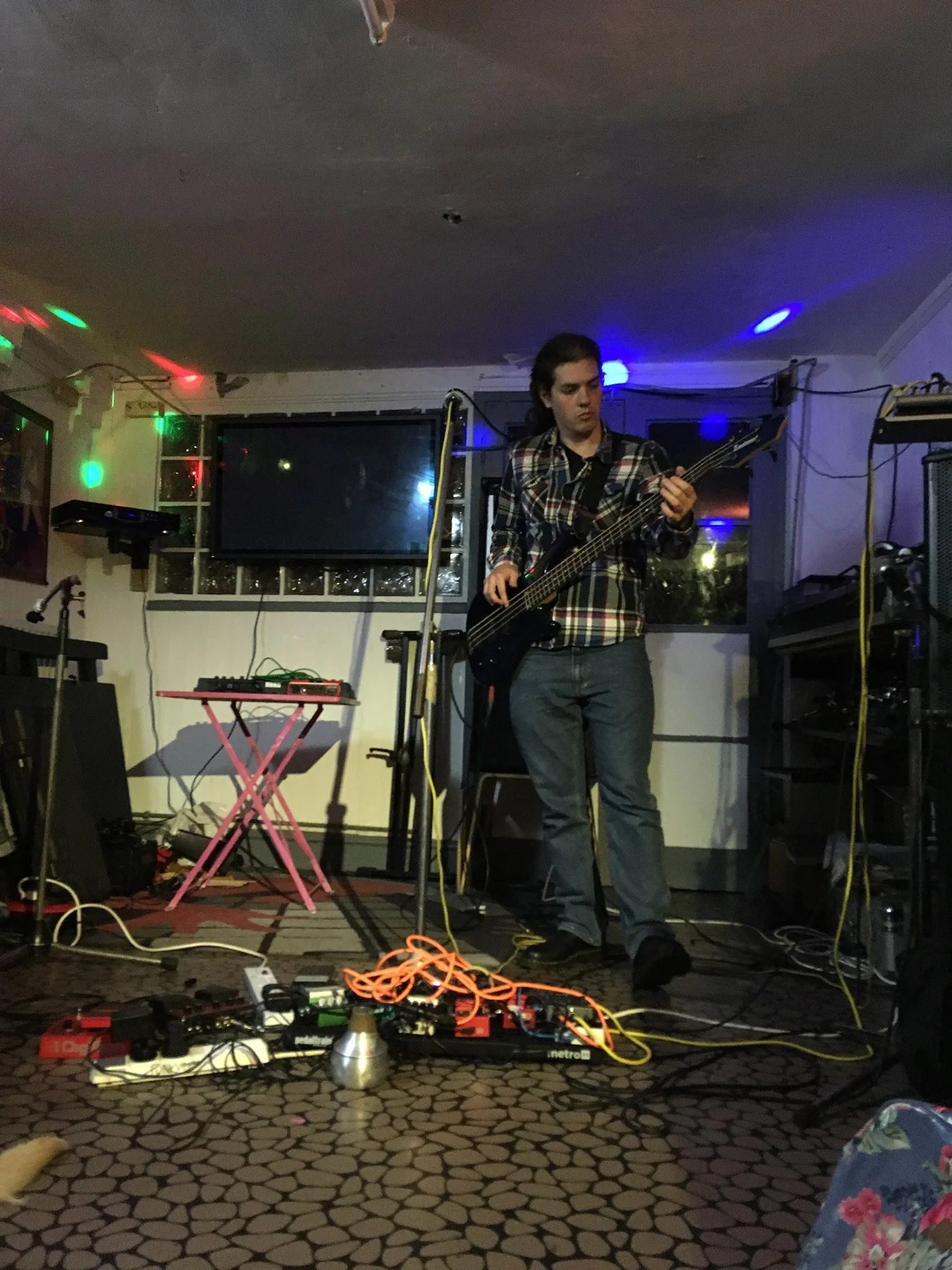 Sam Castell-Ward at Vinyl Deptford in 2017 the room had a capacity of about 20.