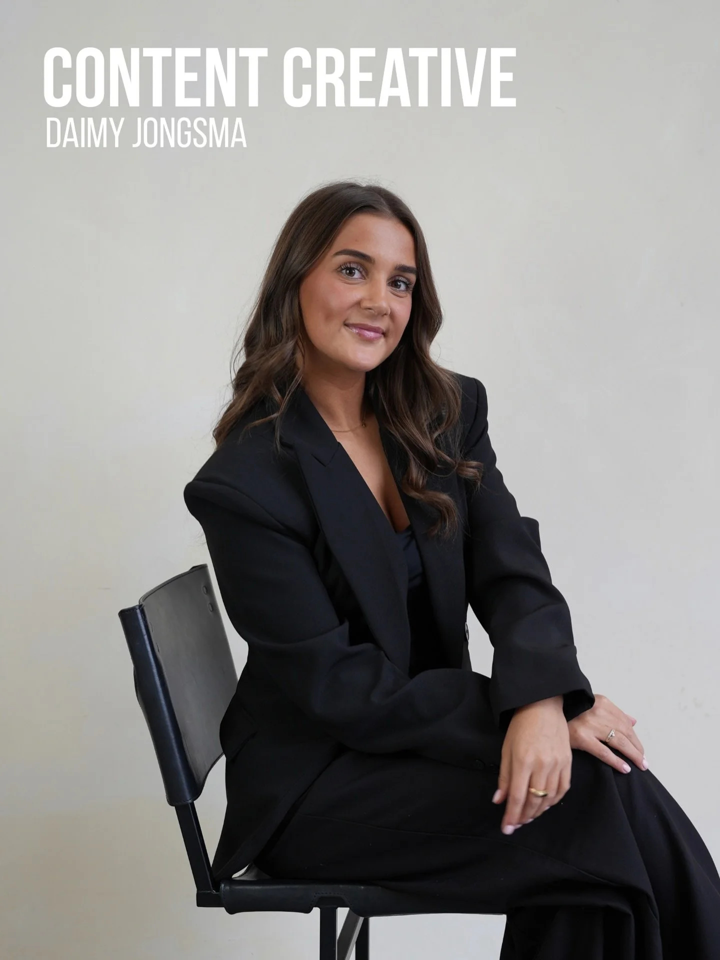 Hii, Ik ben Daimy, 22 jaar en momenteel stagiaire Content Creative bij Summerymedia. In mijn stage houd ik me bezig met de socials van Summery zelf, denk ik mee over creatieve campagnes en help ik met het matchen van influencers bij de juiste merken.