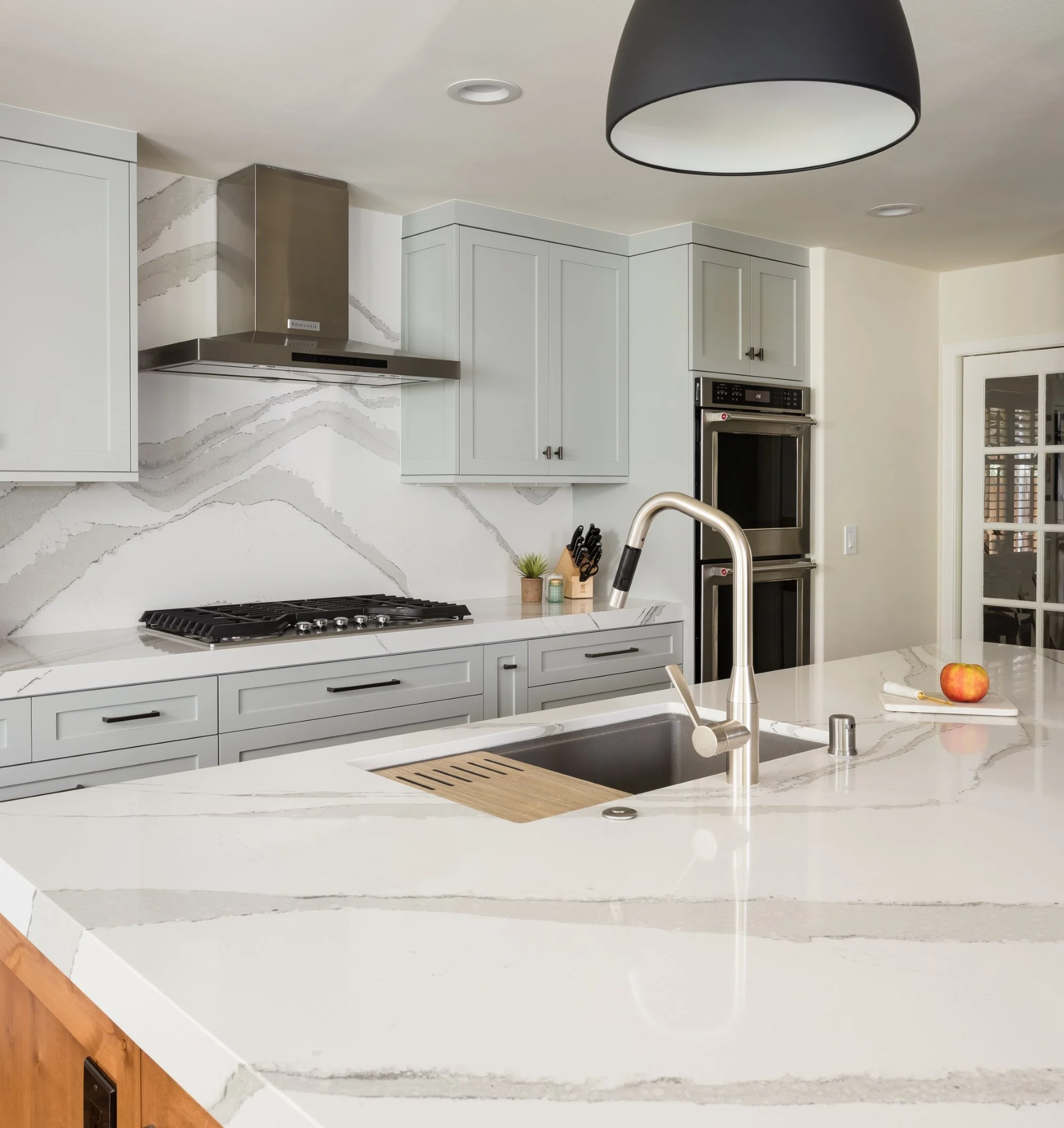 1206 8th St-18.jpg