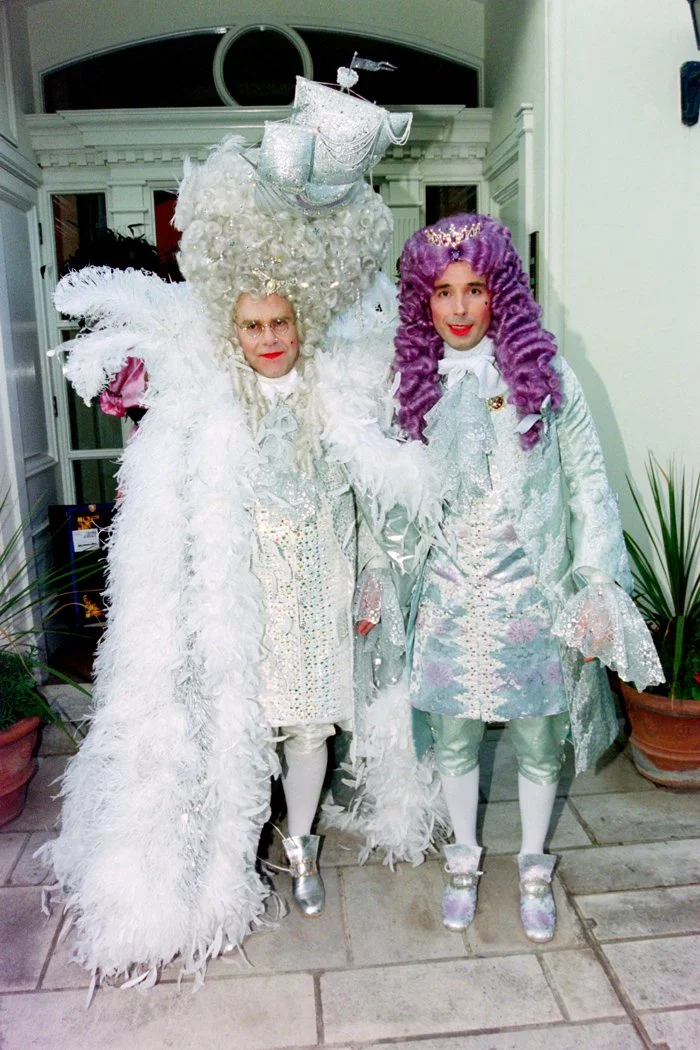 Elton 1020512626.jpg