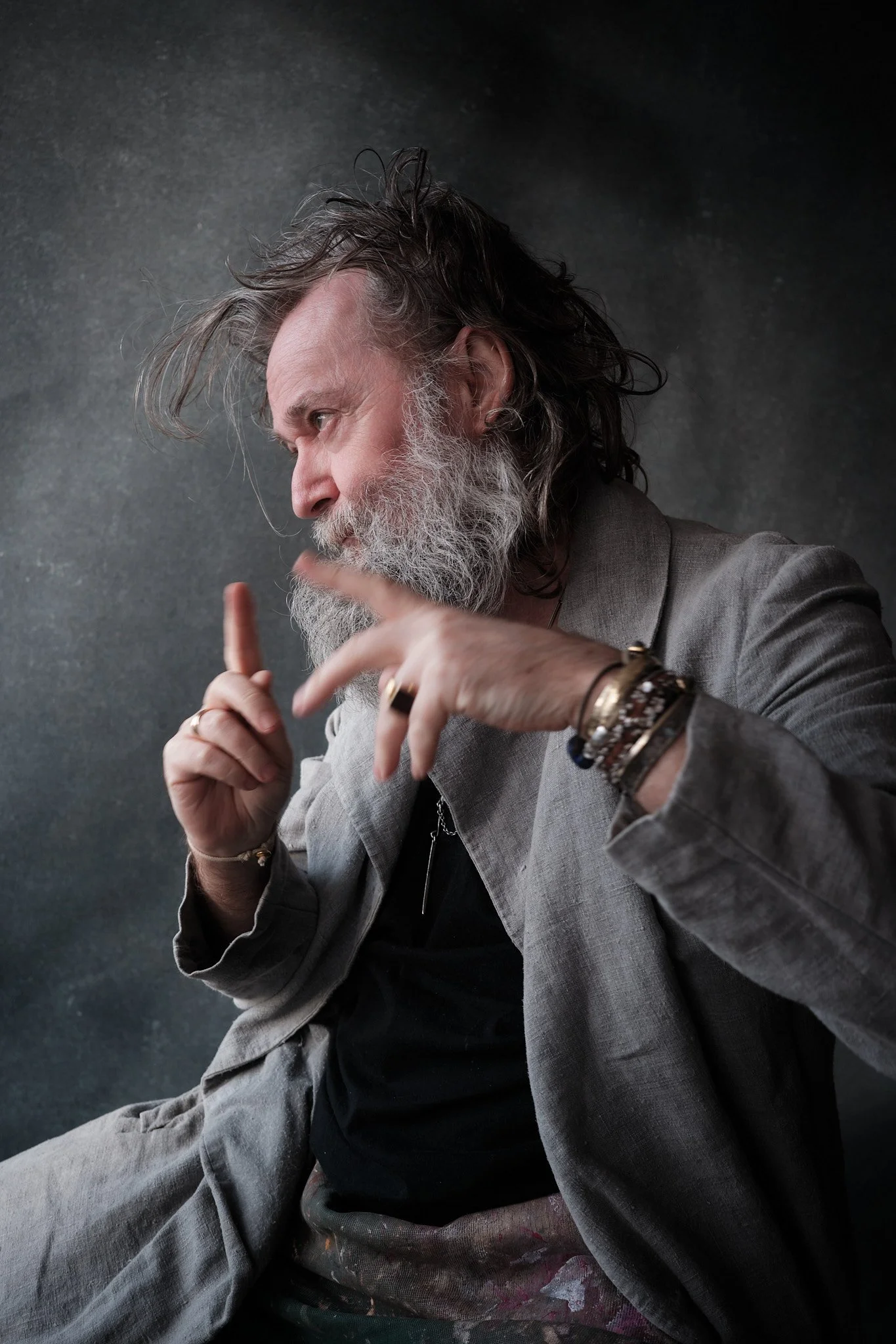 KEVIN THOMAS | DIRECTOR