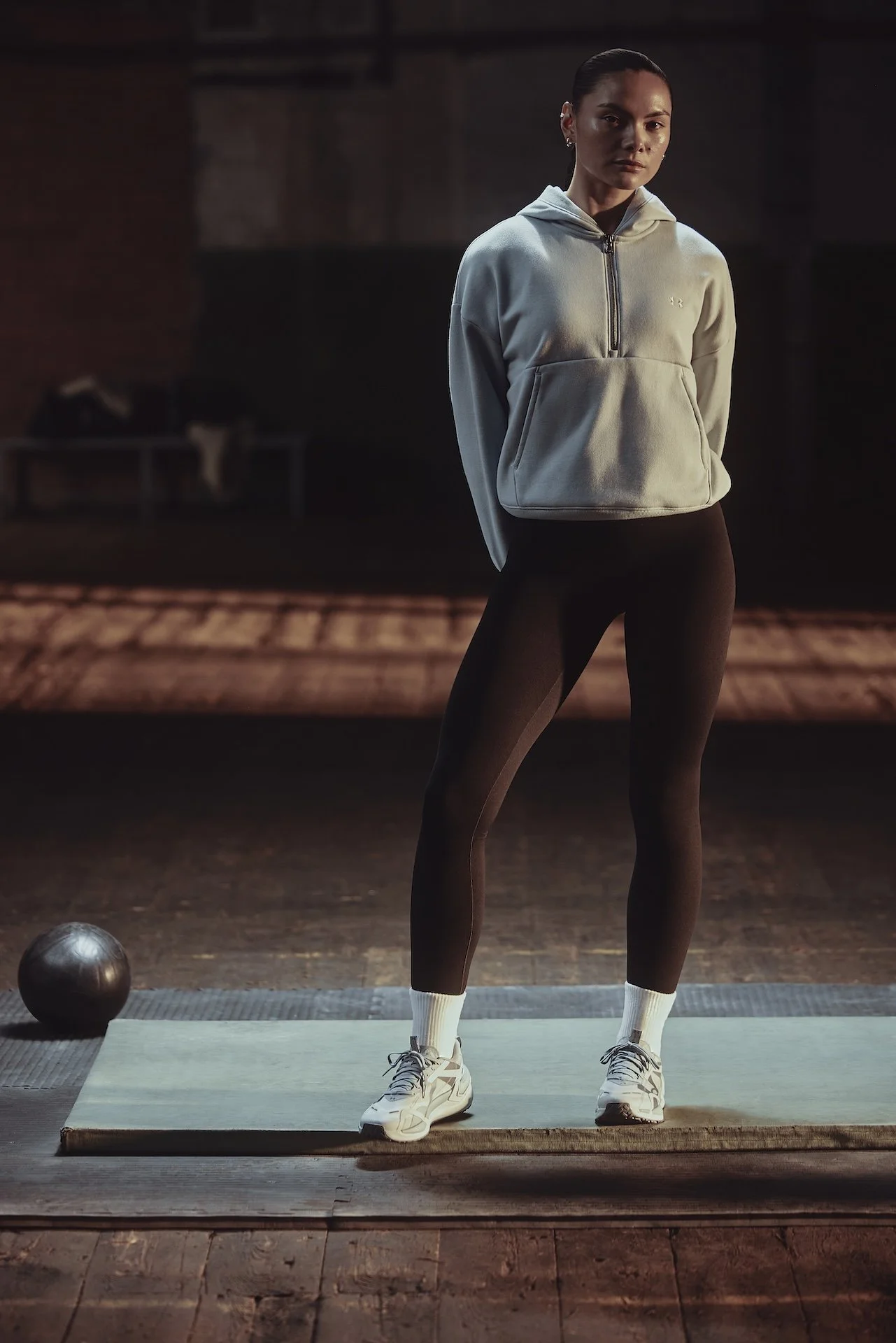 FW26_Q3_TRAIN_DTCwomens_002.jpg