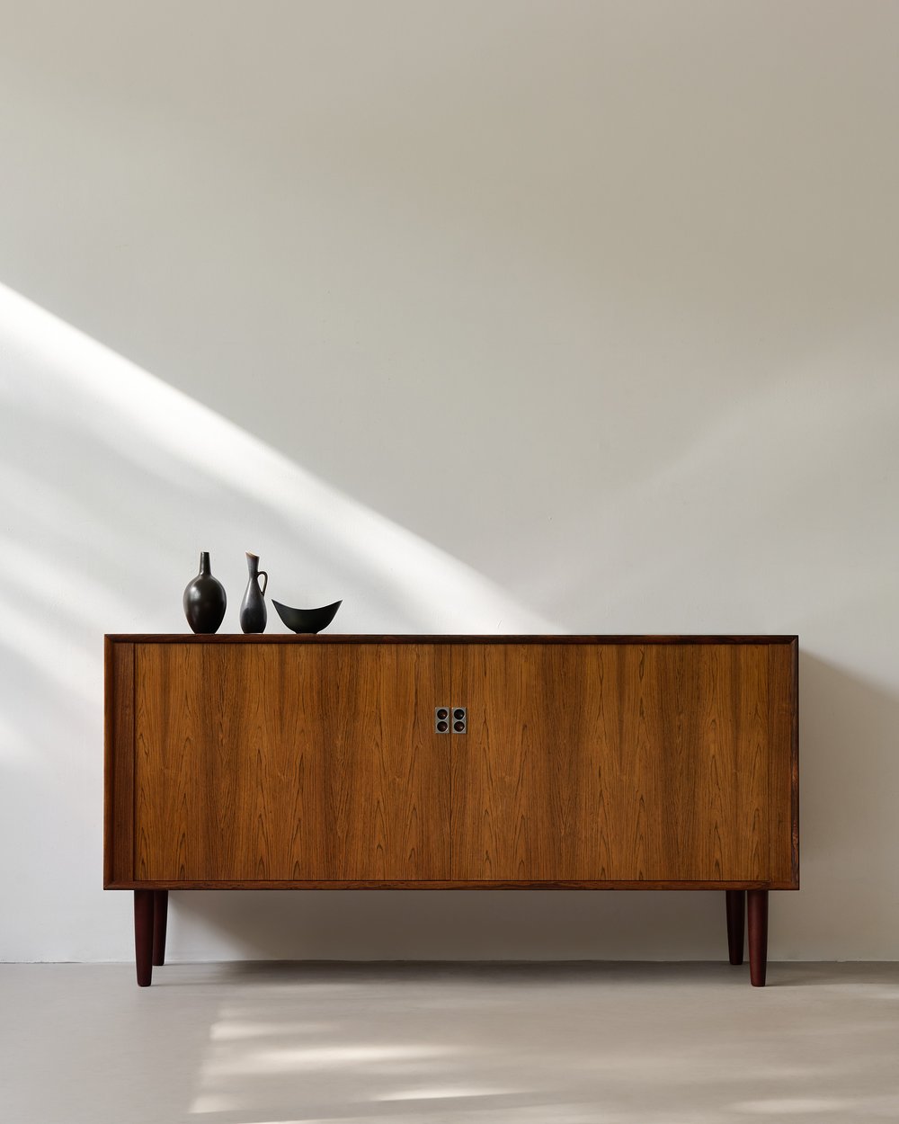 Arne Vodder sideboard - Noden | Original vintage Scandinavian furniture