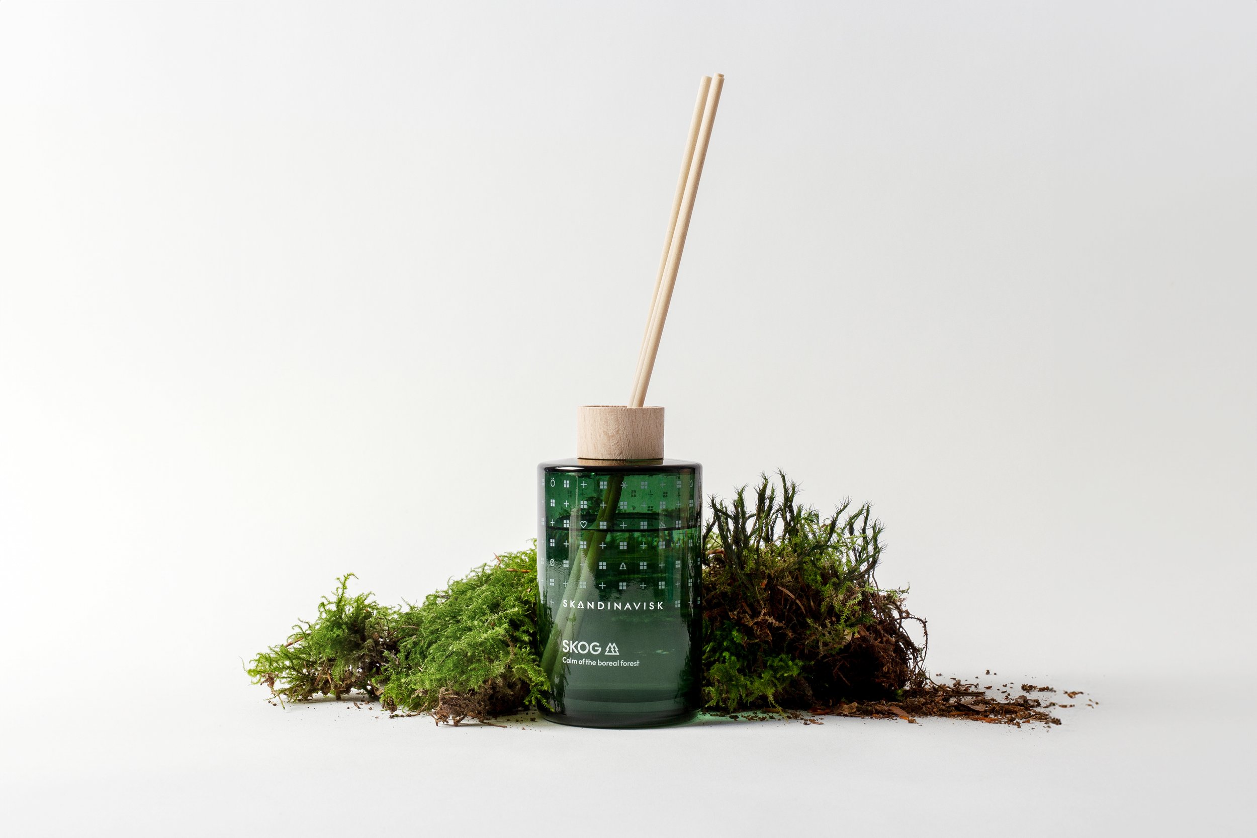 20315_120_STYLING_SKOG_DIFFUSER_200ML_expanded.jpg