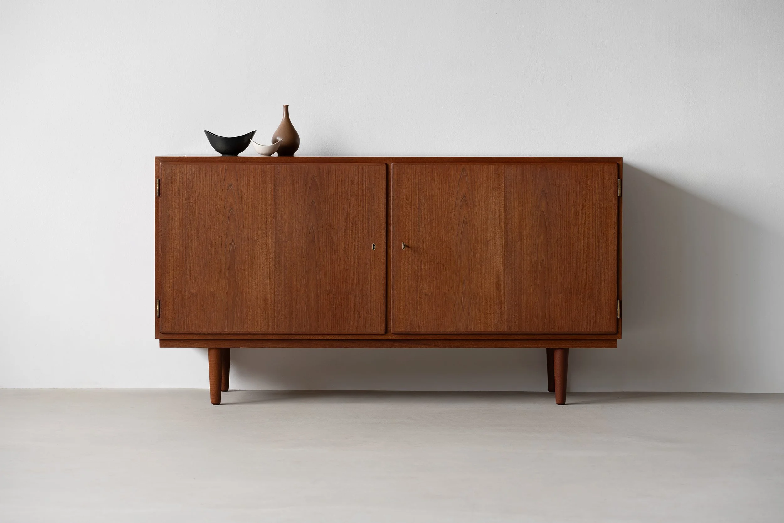 Carlo Jensen sideboard