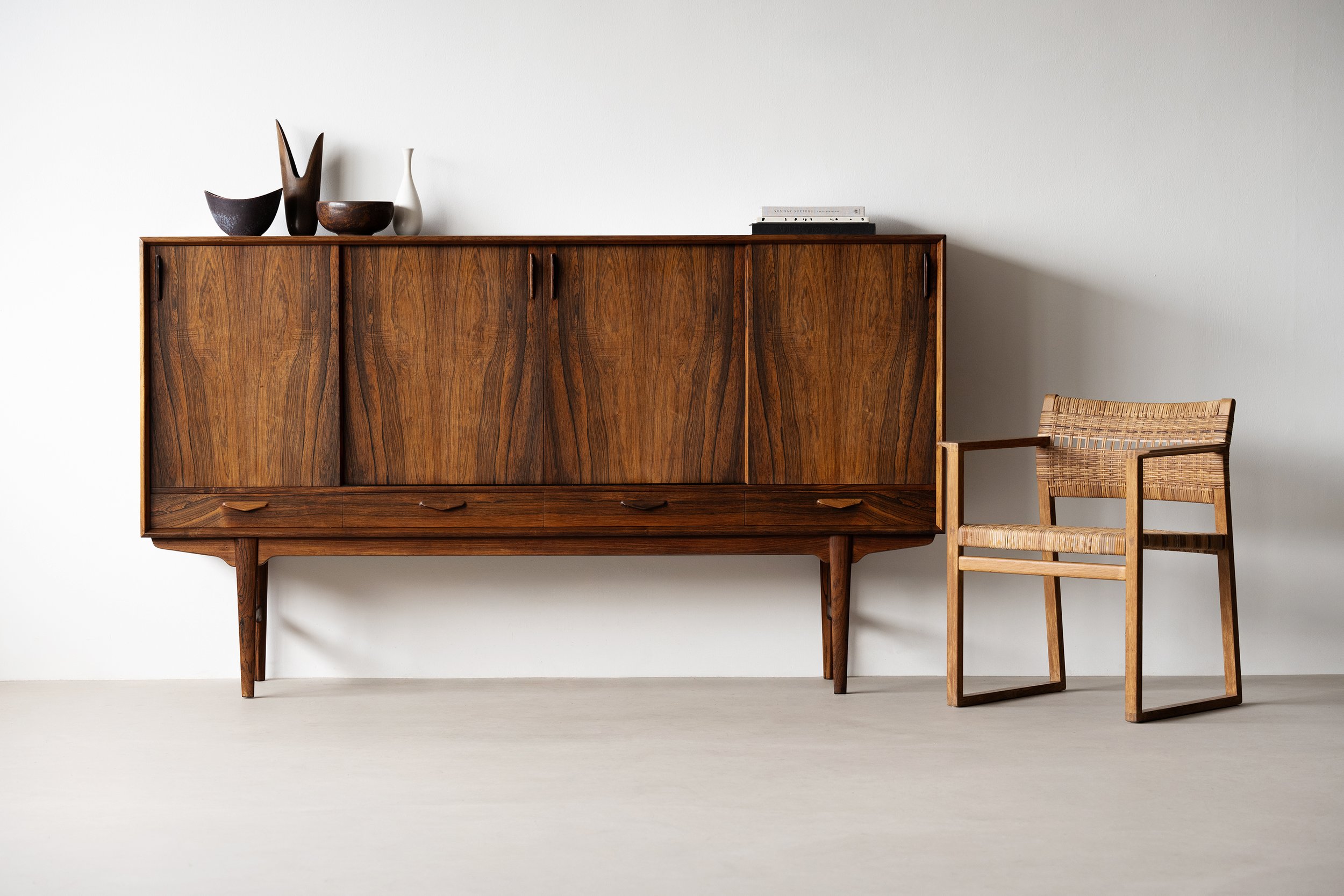 Danish highboard