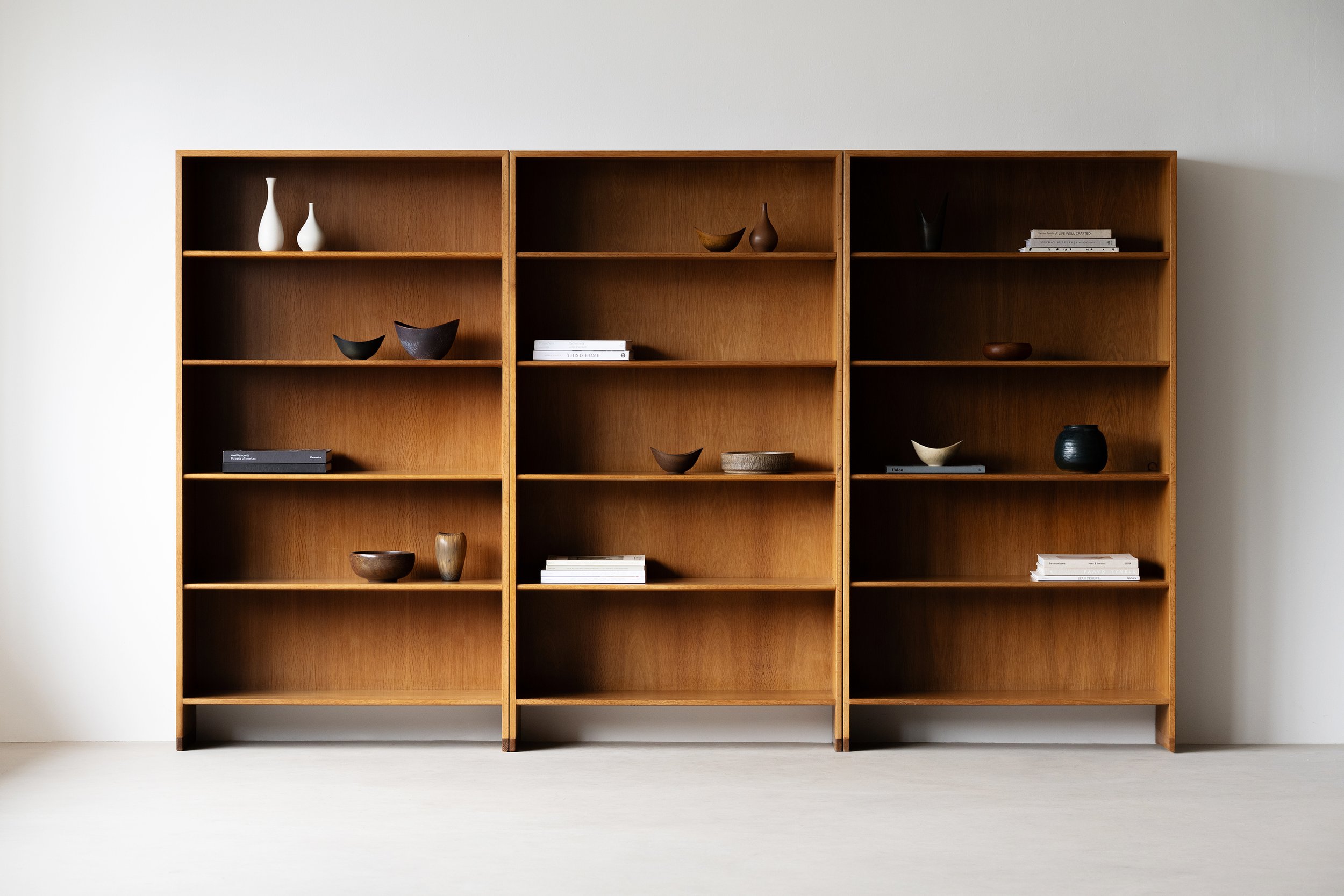 Hans J. Wegner RY 8 Bookcase Set