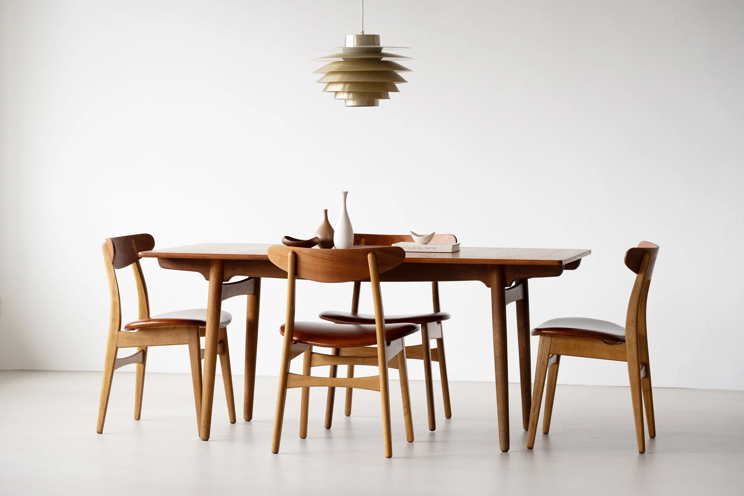 Sold - Hans J. Wegner AT 310 dining table