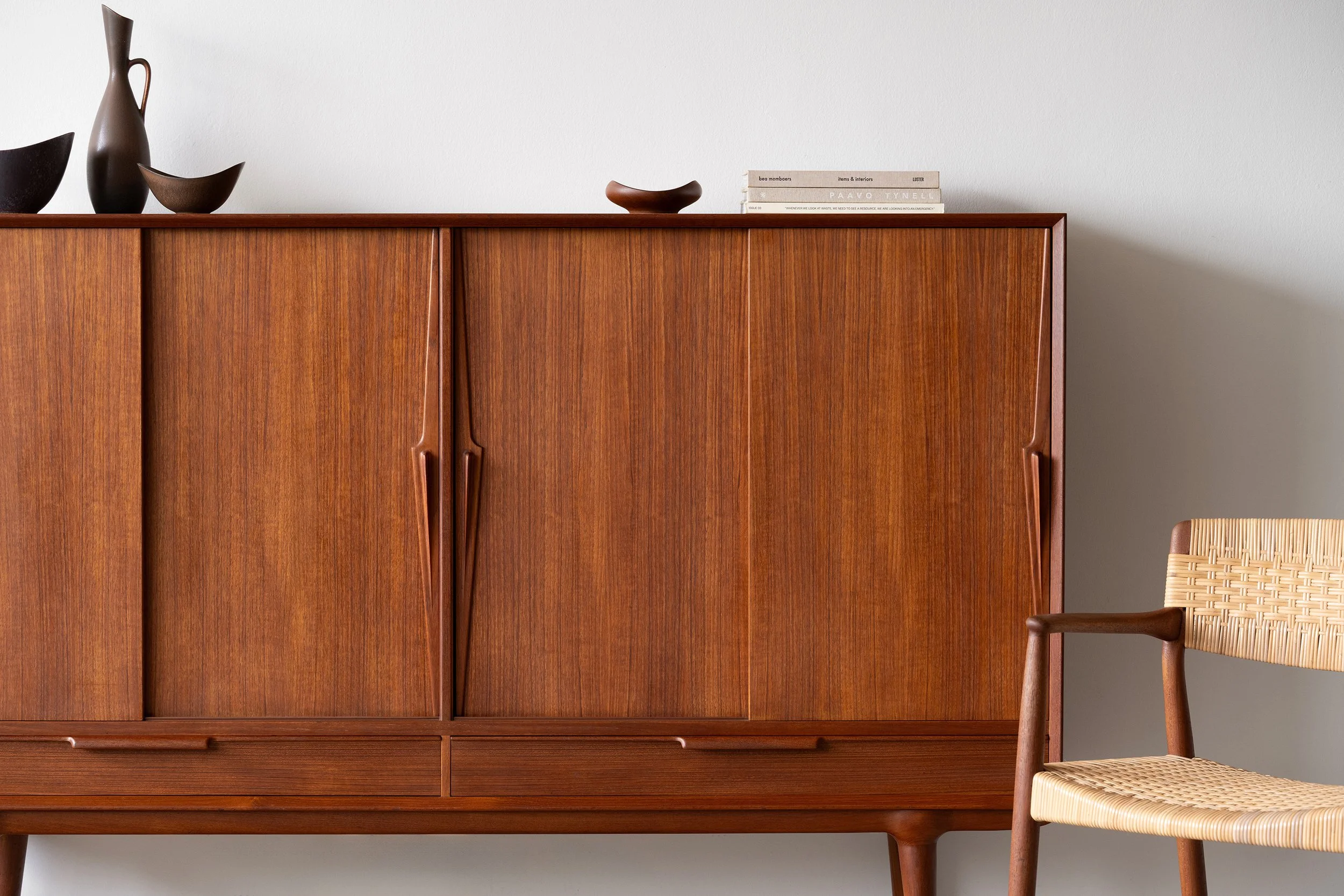 Gunni Omann model 13 highboard