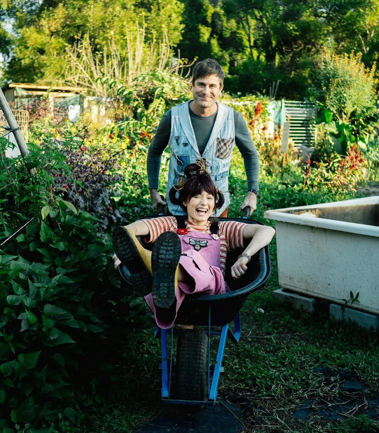 Friends on the Gold Coast ~ this one&rsquo;s is for you! 🌱
This Sunday, we&rsquo;re heading to the Gold Coast Advanced Resource Recovery Centre with our buddies at @goldcoastopenhouse 💛

Come say hi to scrapboy + me from 9:30am! We&rsquo;ll be runn