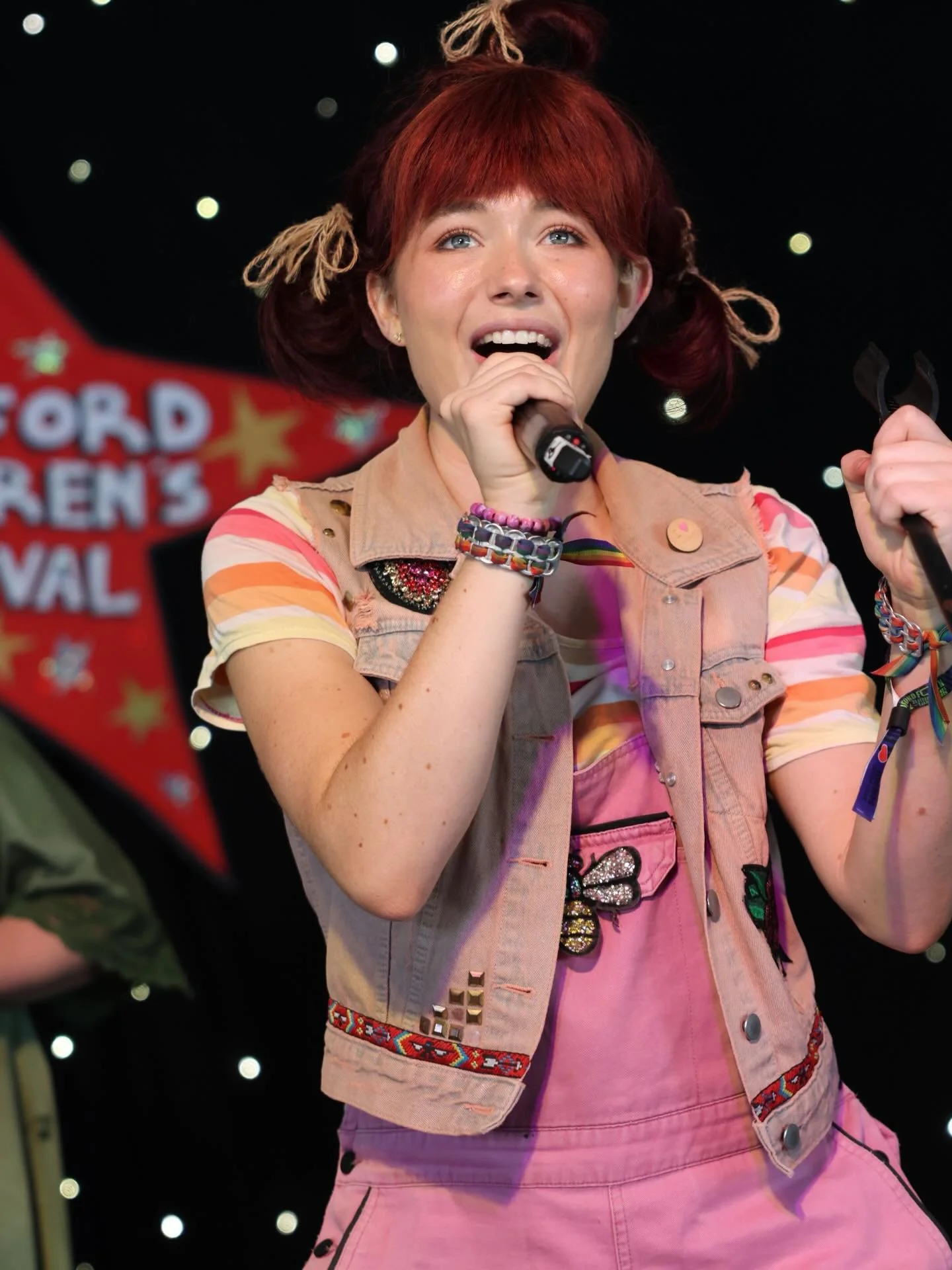 dirtgirl&rsquo;s garden party 🌻🎶 LIVE at @woodfordfolkfestival 

Photography 📸 by: @rodfletcher.fotos
