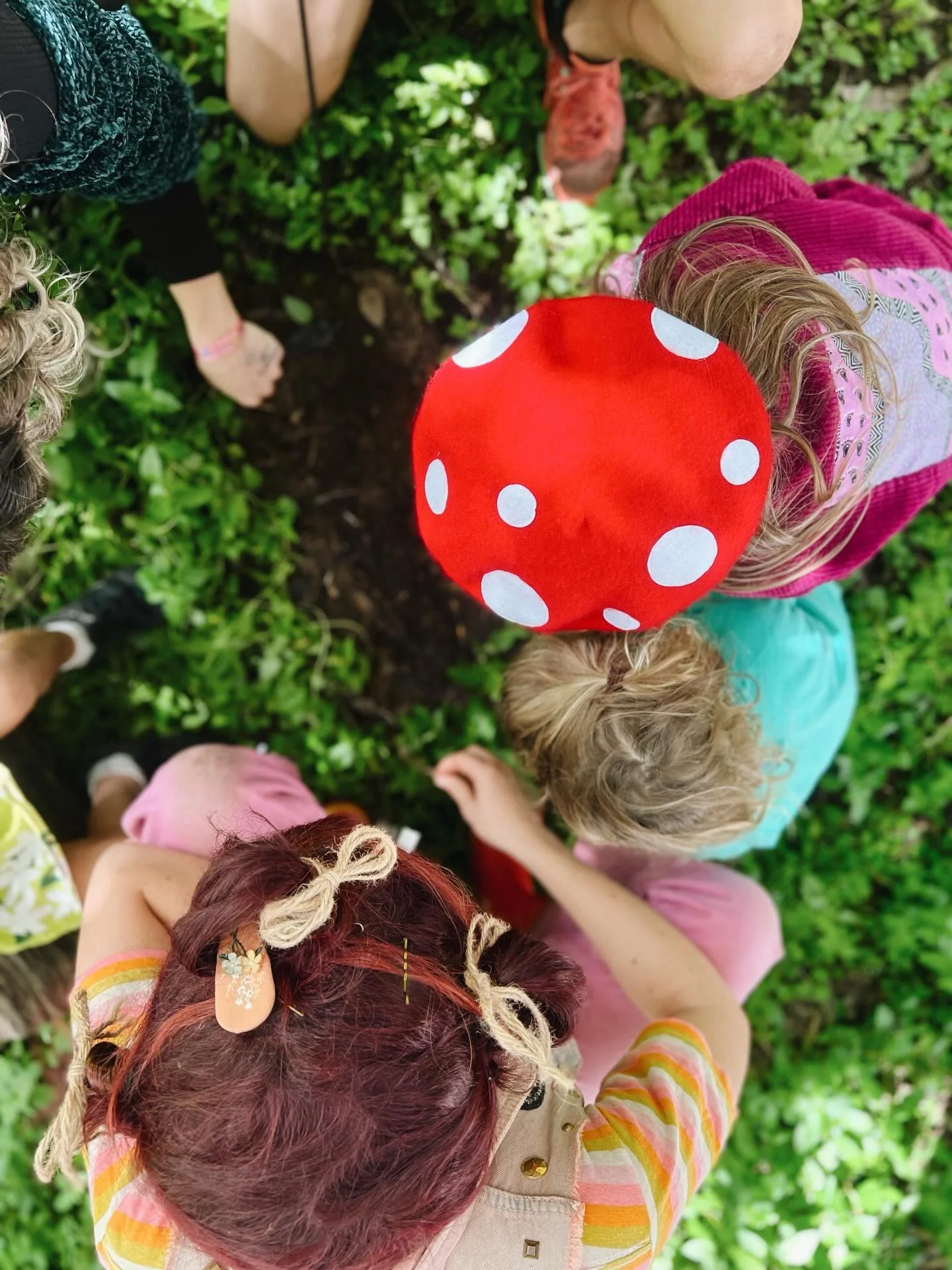Pack your gumboots, shovels and muddy ideas 🌱💚

Cause Costa the Garden Gnome, scrapboy and I are heading back to @theplantingwoodfordia for a whole weekend of grubby fun 🌱

And you&rsquo;re invited.

We&rsquo;re bringing a weekend full of tree pla