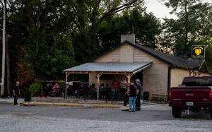 Black & Gold Tavern photo