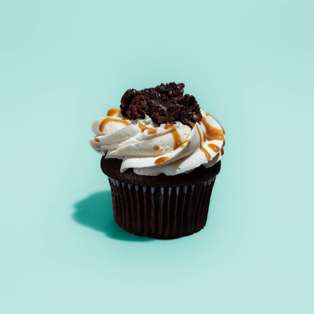Jong Koninklijke familie alleen Caramel Brownie — Wanna Cupcake
